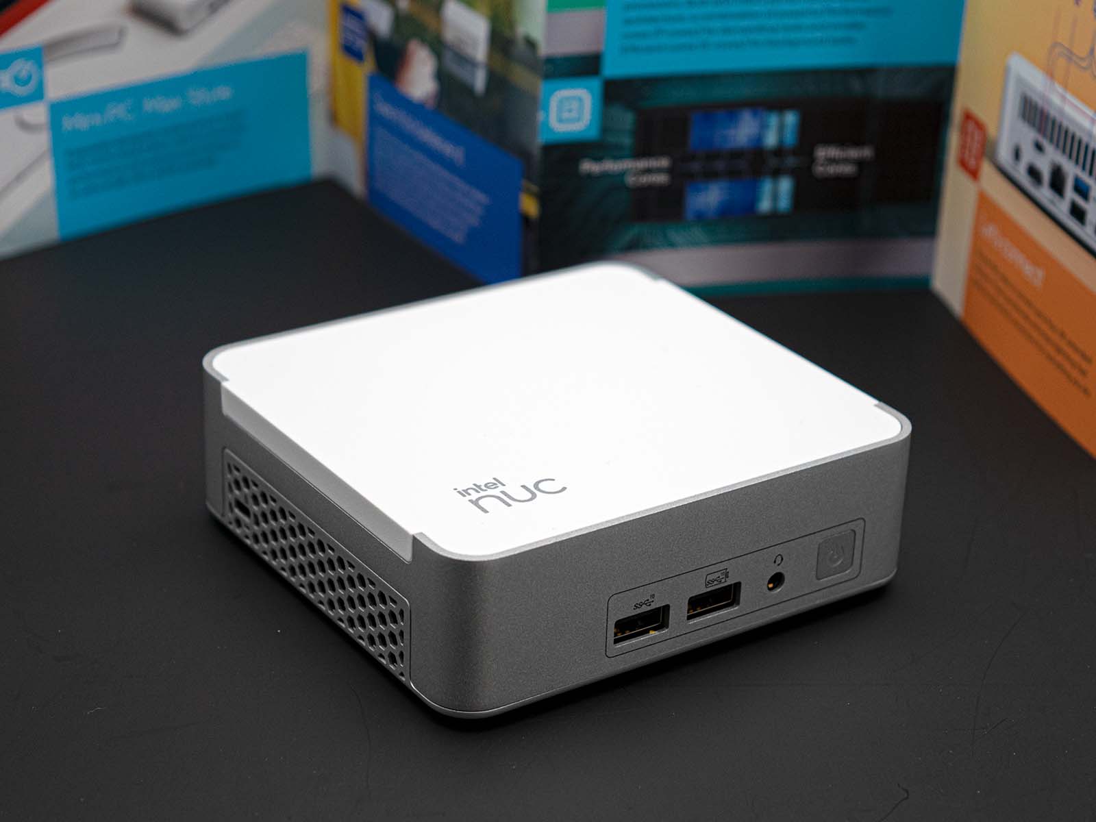 Intel NUC 13 Pro Desk Edition Mini PC Intel® Core™ i7 i7-1360P 16