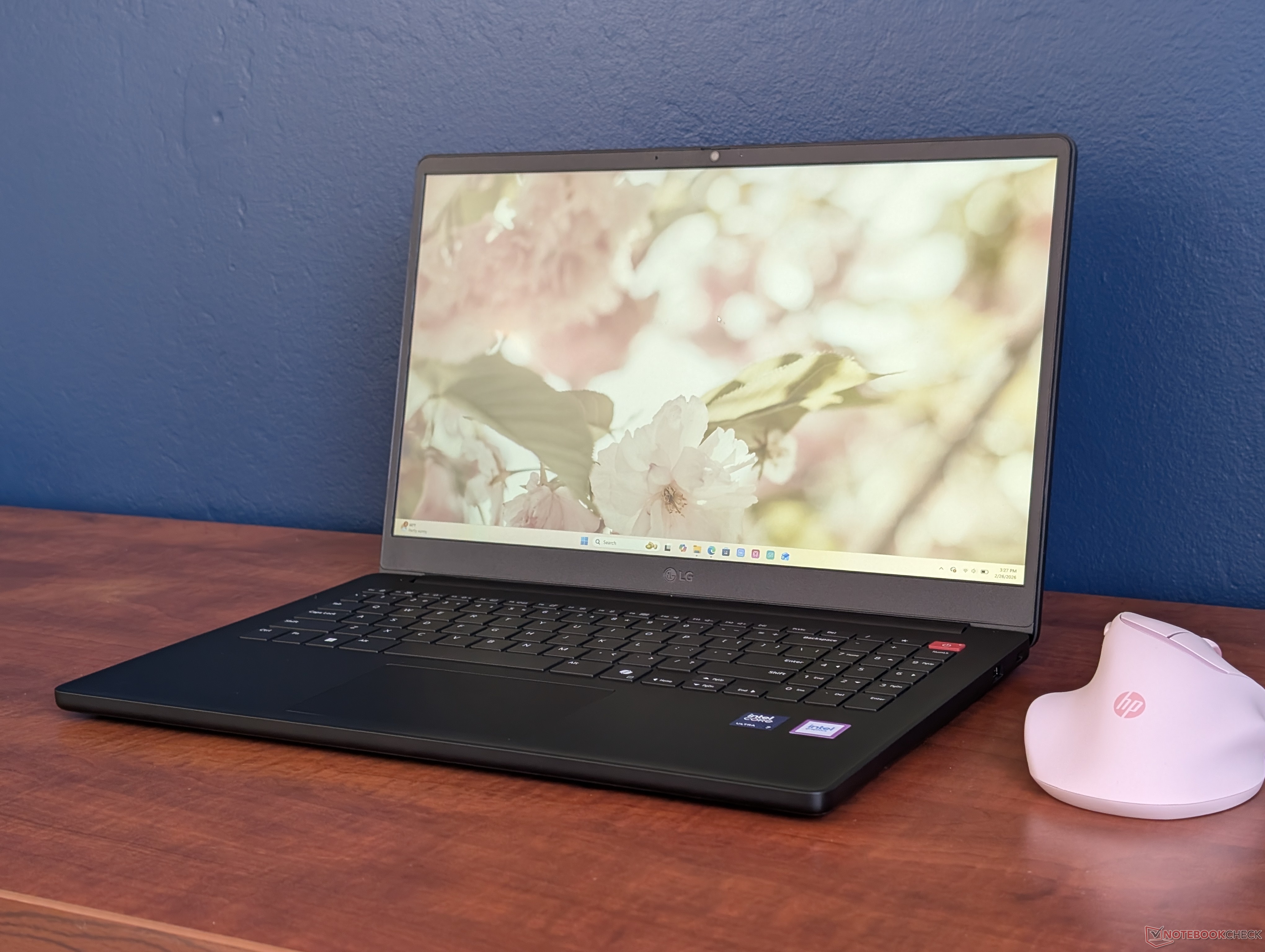 LG Gram Book 15U55T laptop review: Way too many cut corners