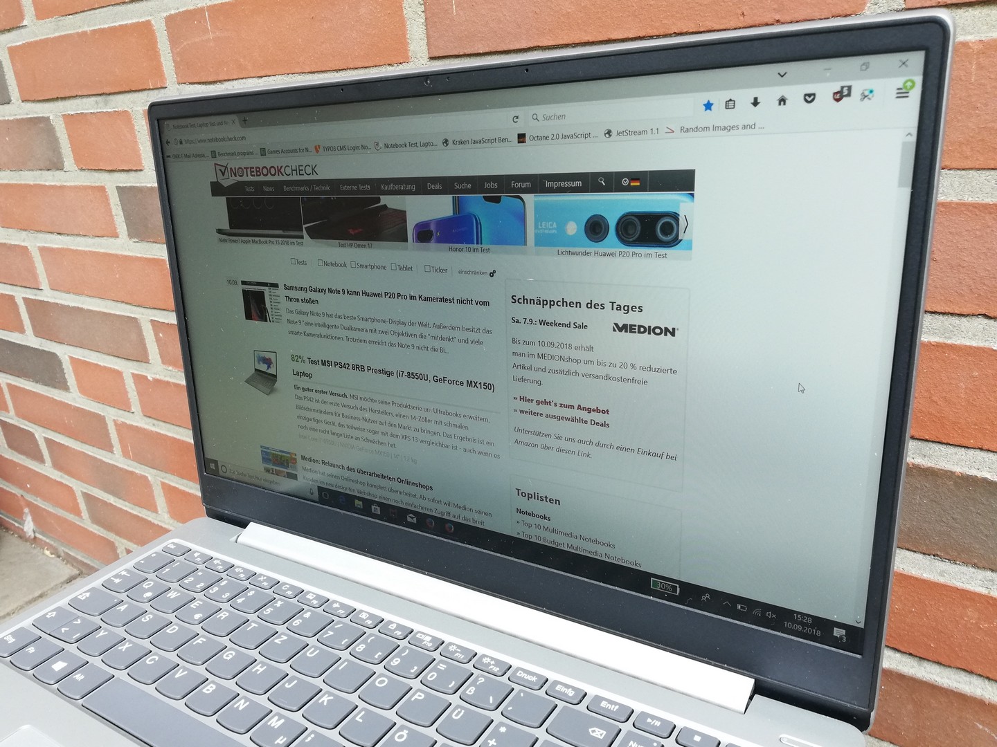 Lenovo IdeaPad 330S-15IKB (i5-8250U, UHD620) Laptop Review ...