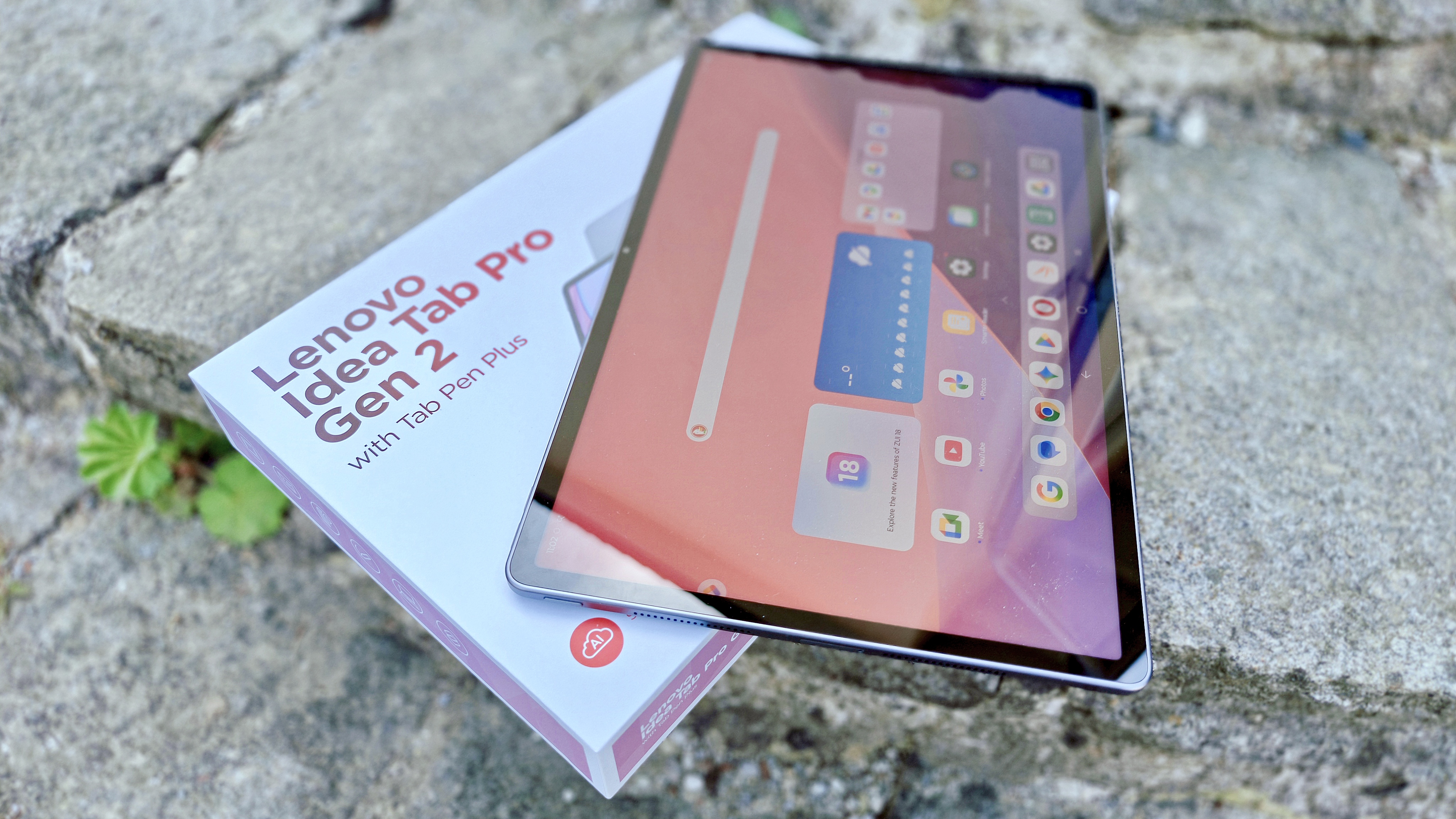 Shocks the mid-range tablet class with fast WiFi and pen input - Lenovo Idea Tab Pro Gen 2 review