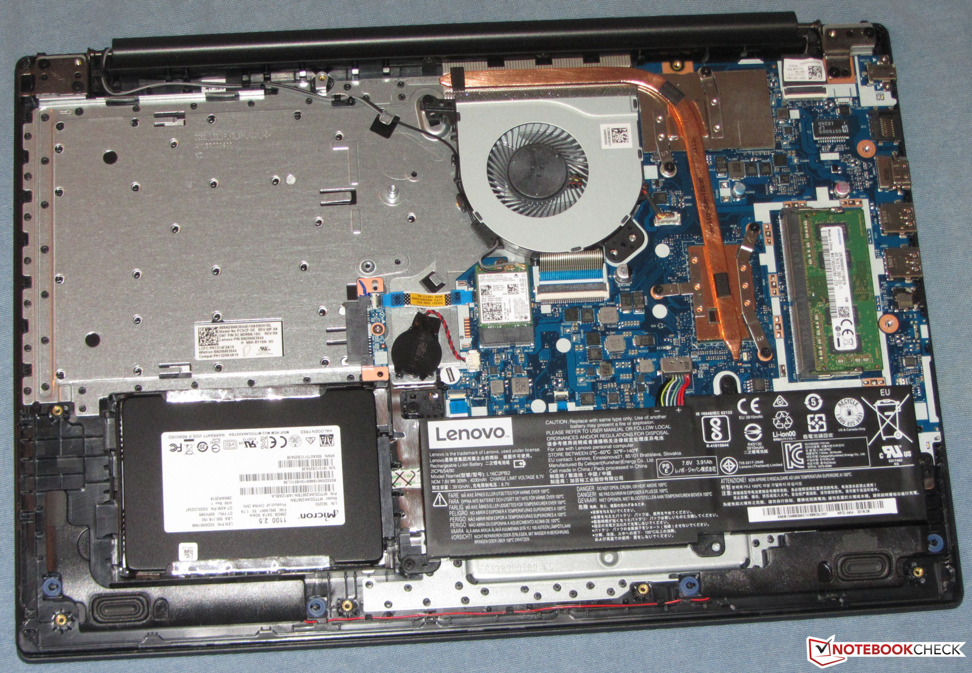 Lenovo IdeaPad 330-15IKB (Core i5-7200U, Radeon 530, 8 GB RAM, 256 
