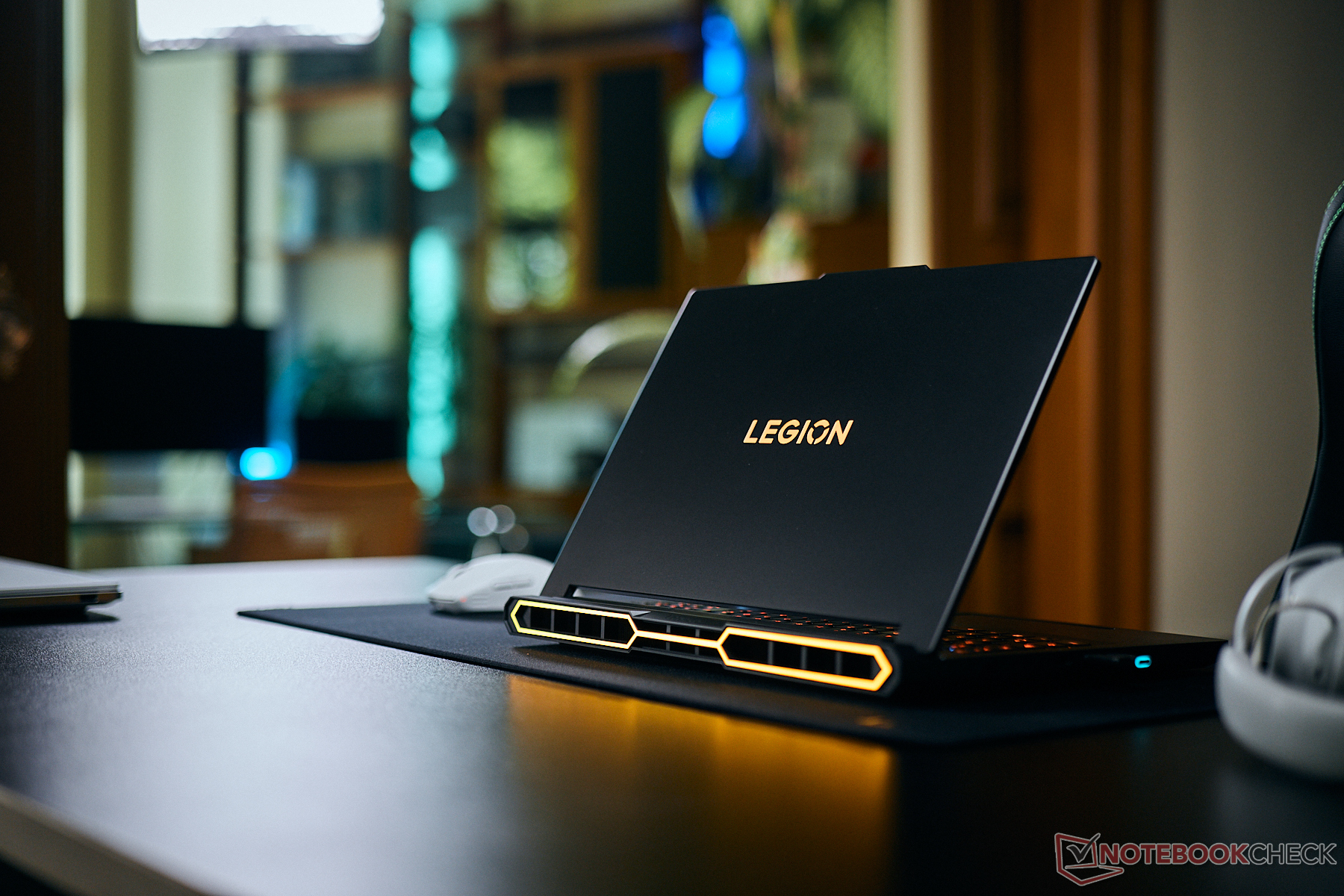 Lenovo's Legion Pro 7i 16 G10 is still one of the fastest and best gaming laptops, even one year after launch