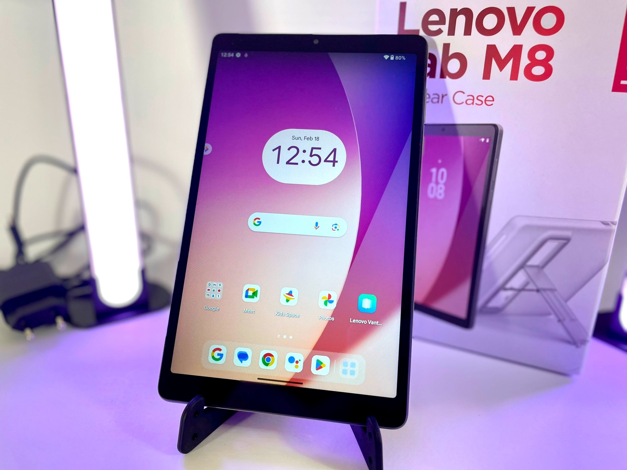 Lenovo Tab M8 (Gen 4) 2024 review - A mini tablet with extra-long