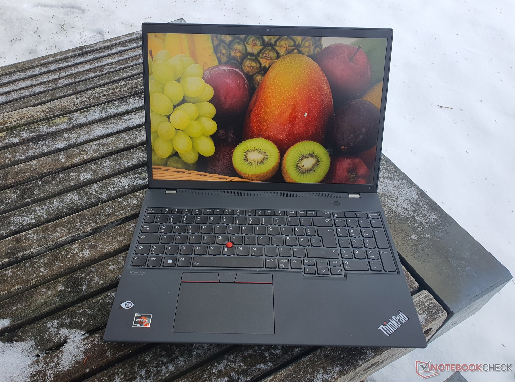 Lenovo ThinkPad T16 G1 AMD laptop review: Efficient and faster than Intel