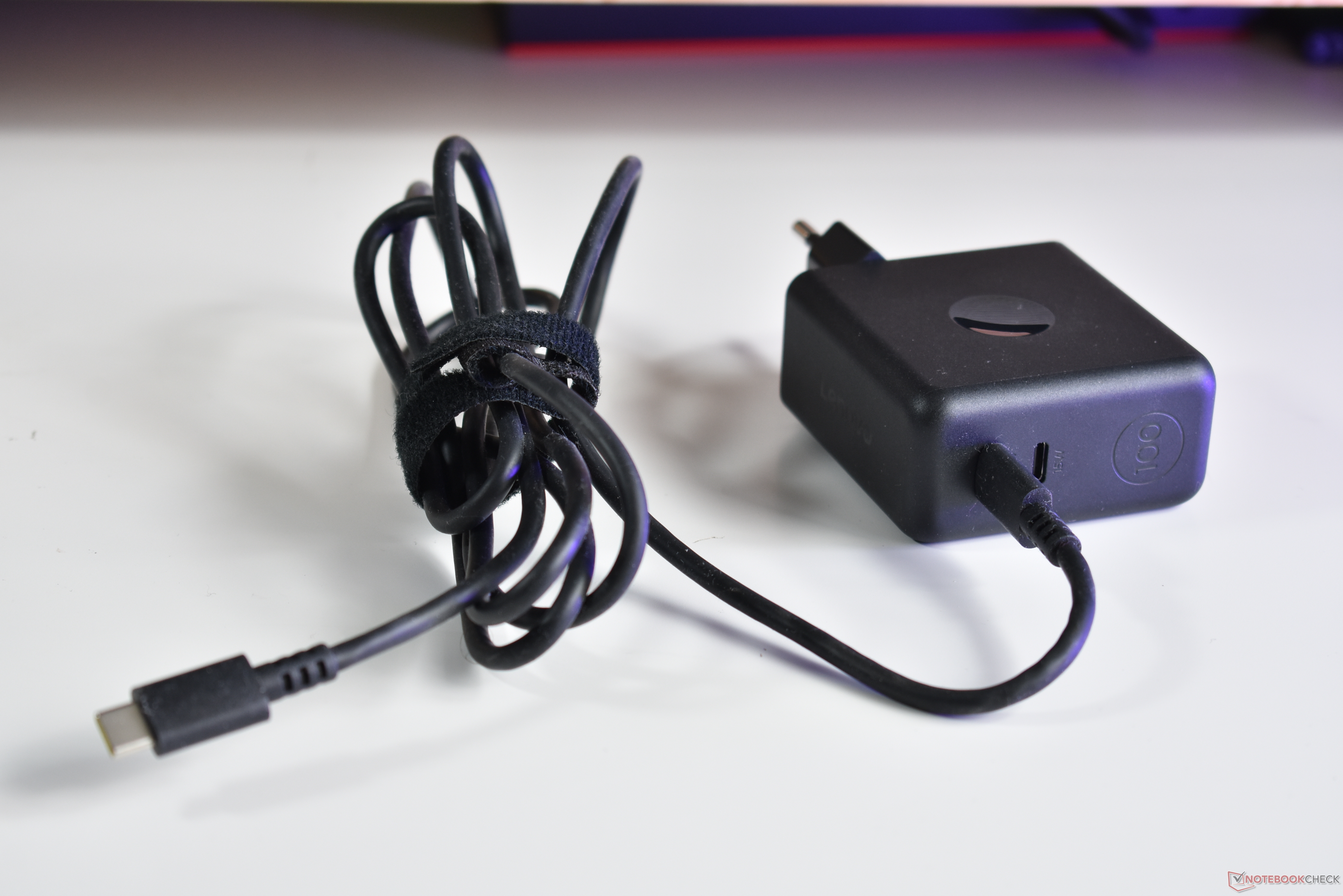 More practical laptop charger design from Lenovo tested