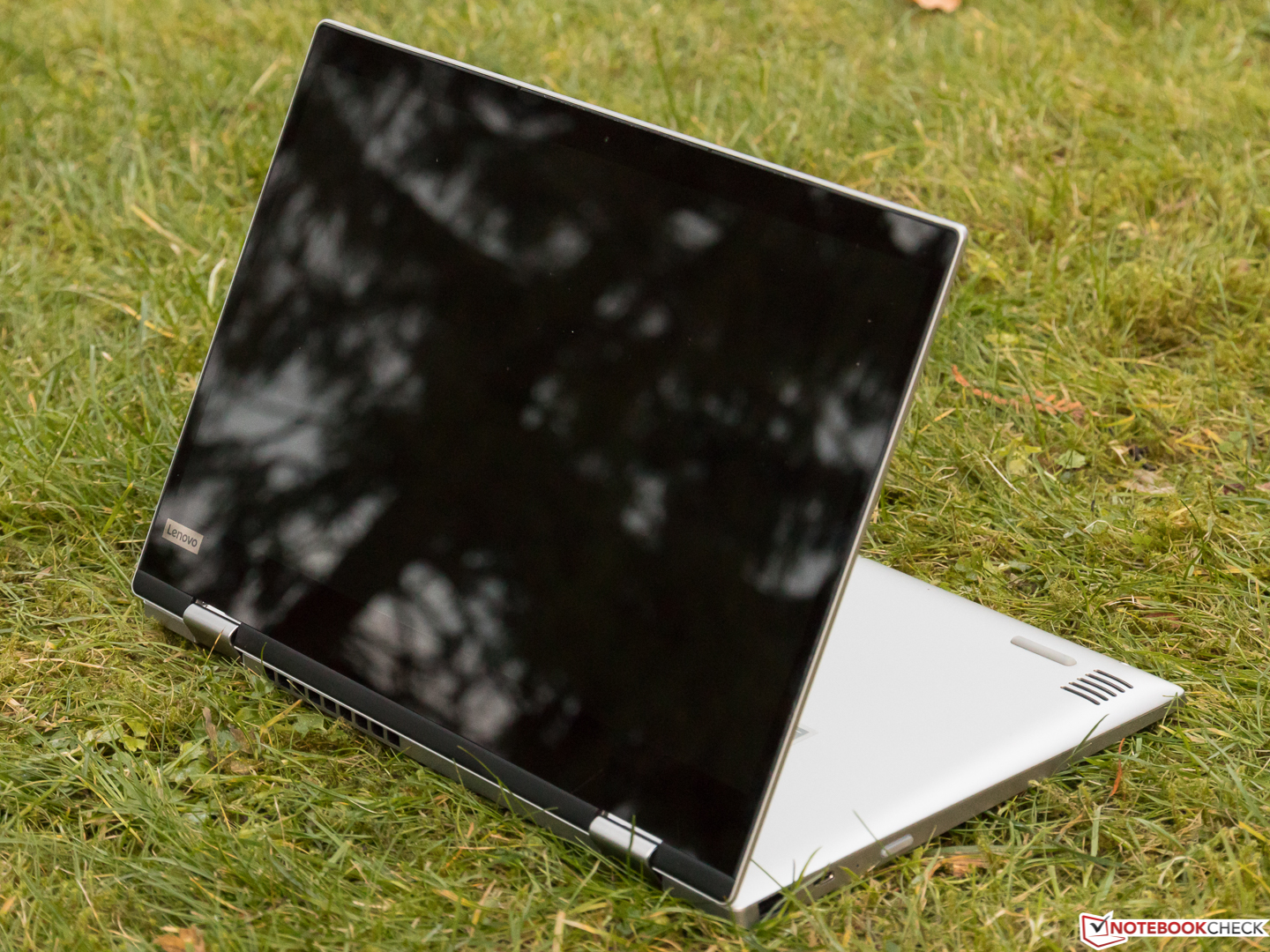Lenovo Yoga 720 12 (i5-7200U, 128 GB) Convertible Review - Reviews Lenovo Yoga 720 12 (i5-7200U, 128 GB) Convertible Review - Reviews