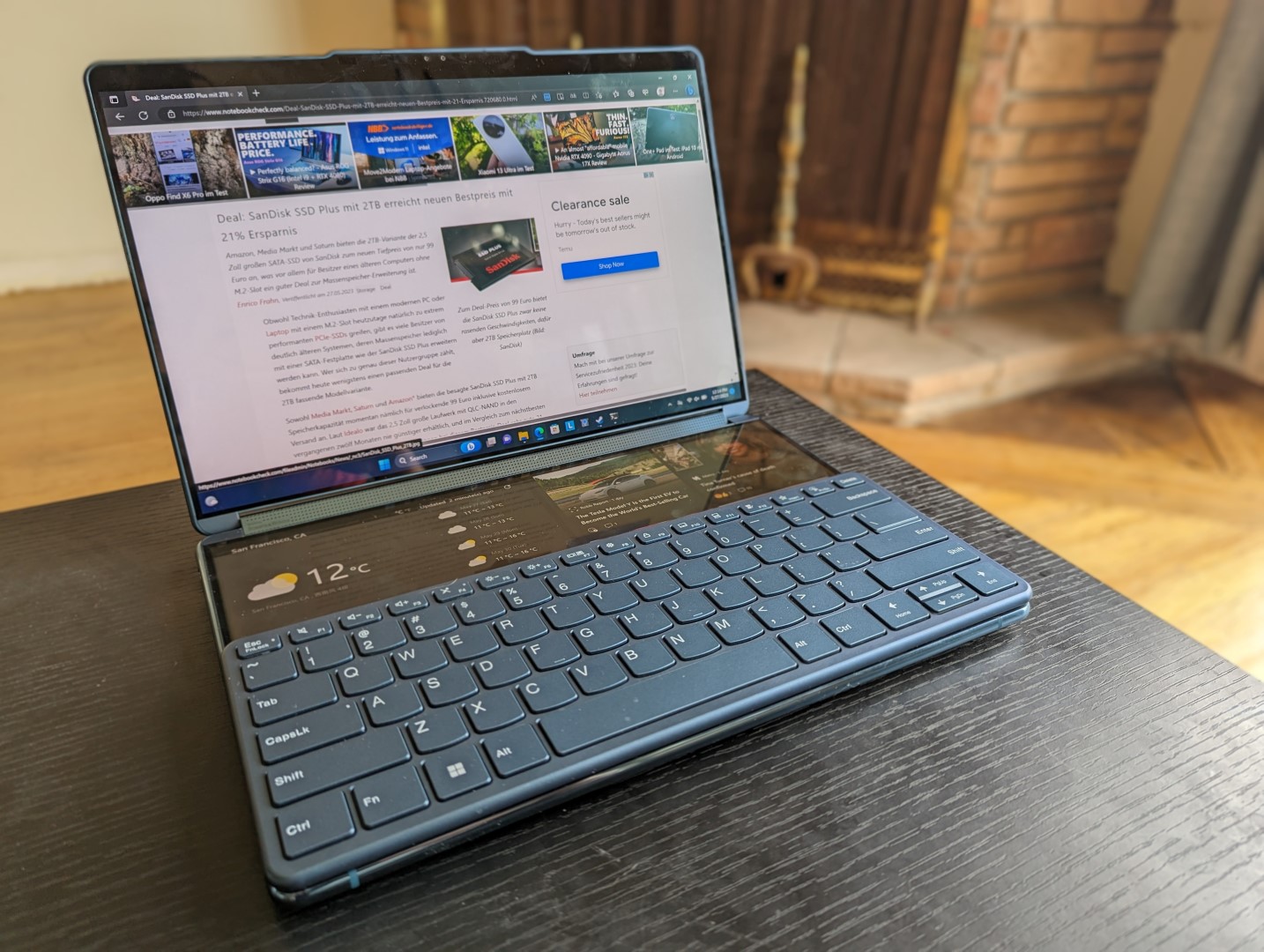 Double trouble Lenovo Yoga Book 9i 2in1 Dual Screen OLED convertible review NotebookCheck