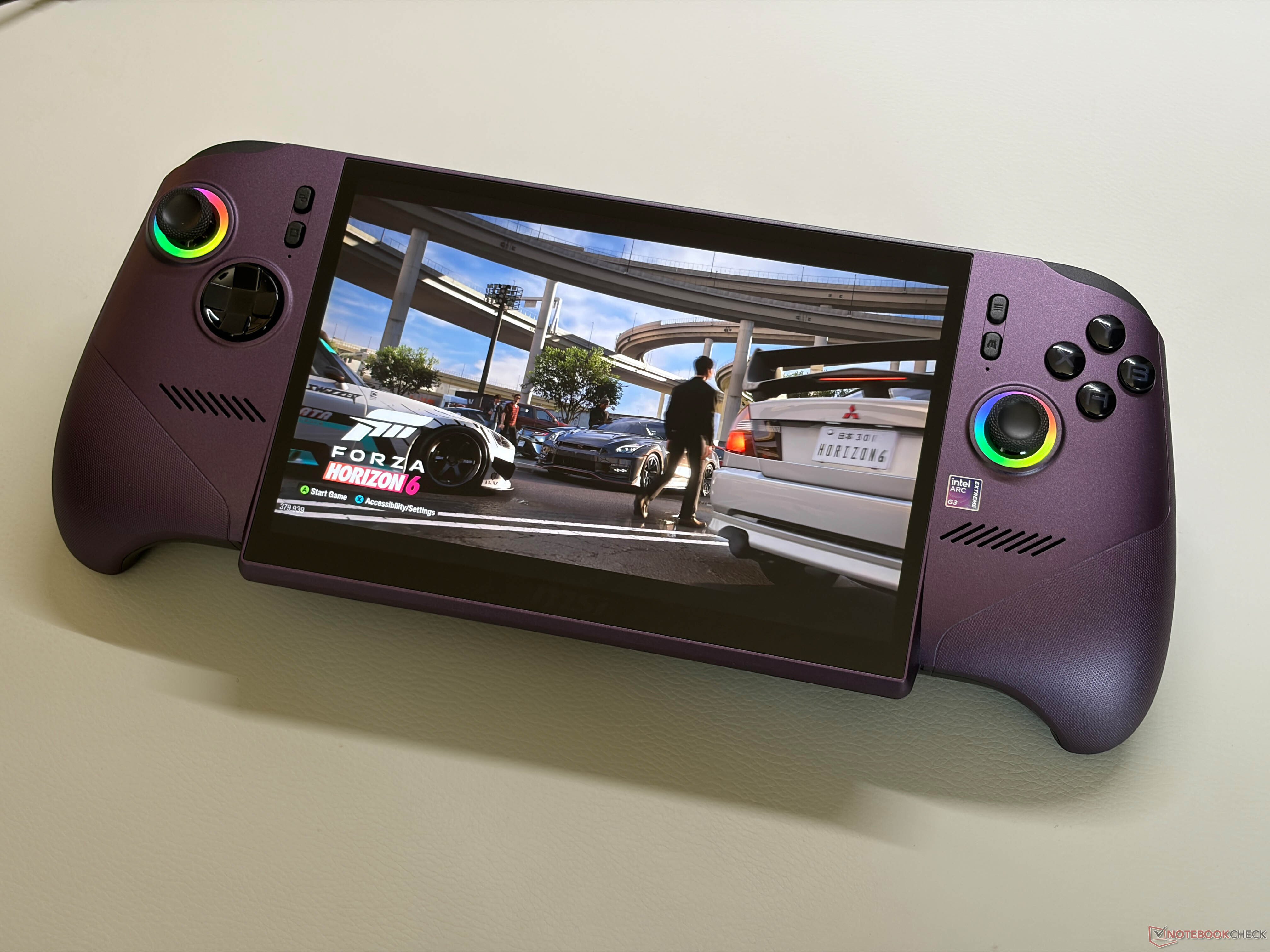 Review verdict MSI Claw 8 EX AI+ - The fastest gaming handheld