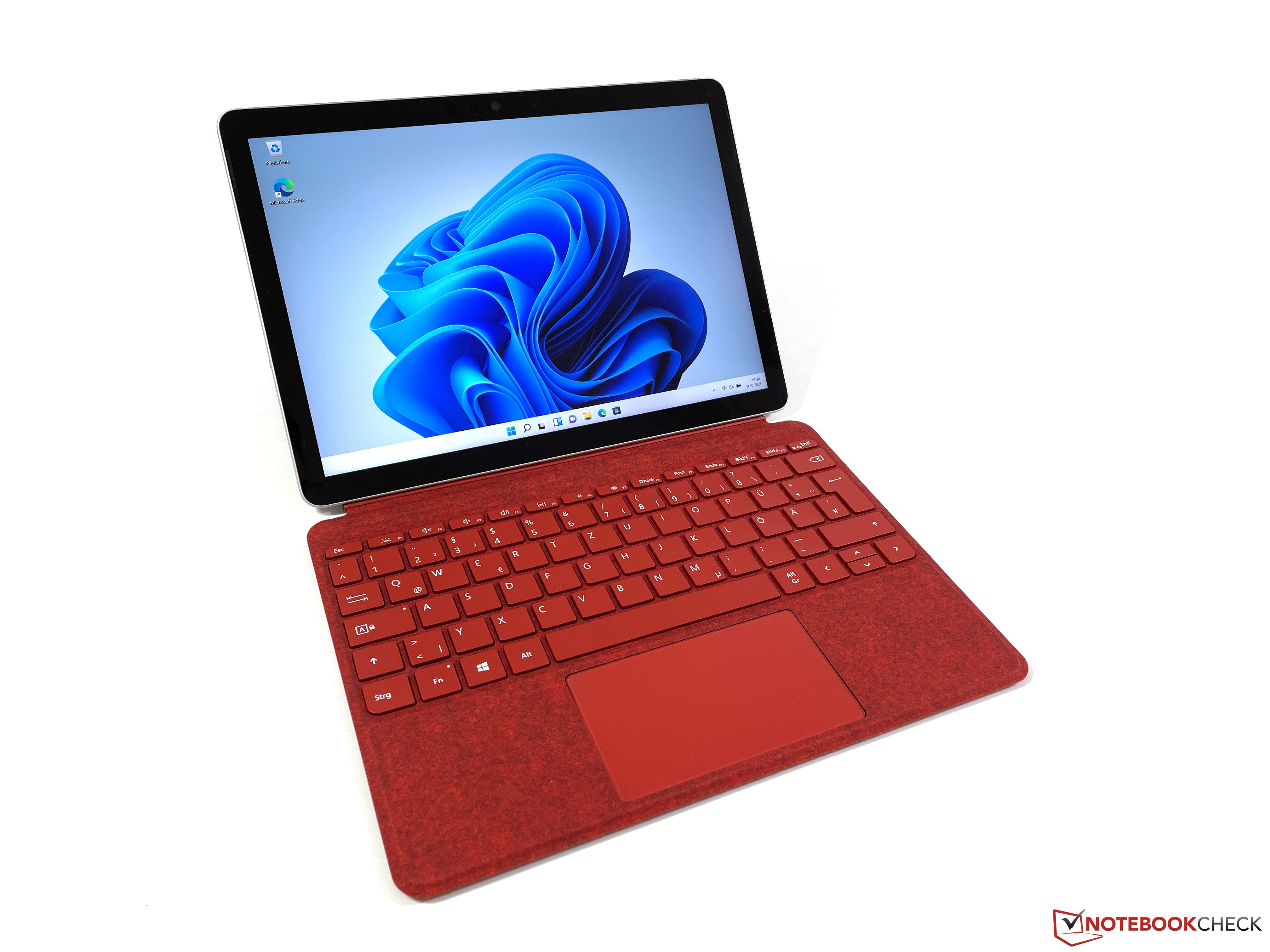Microsoft Surface Go in review The compact convertible now with Windows  11 Reviews