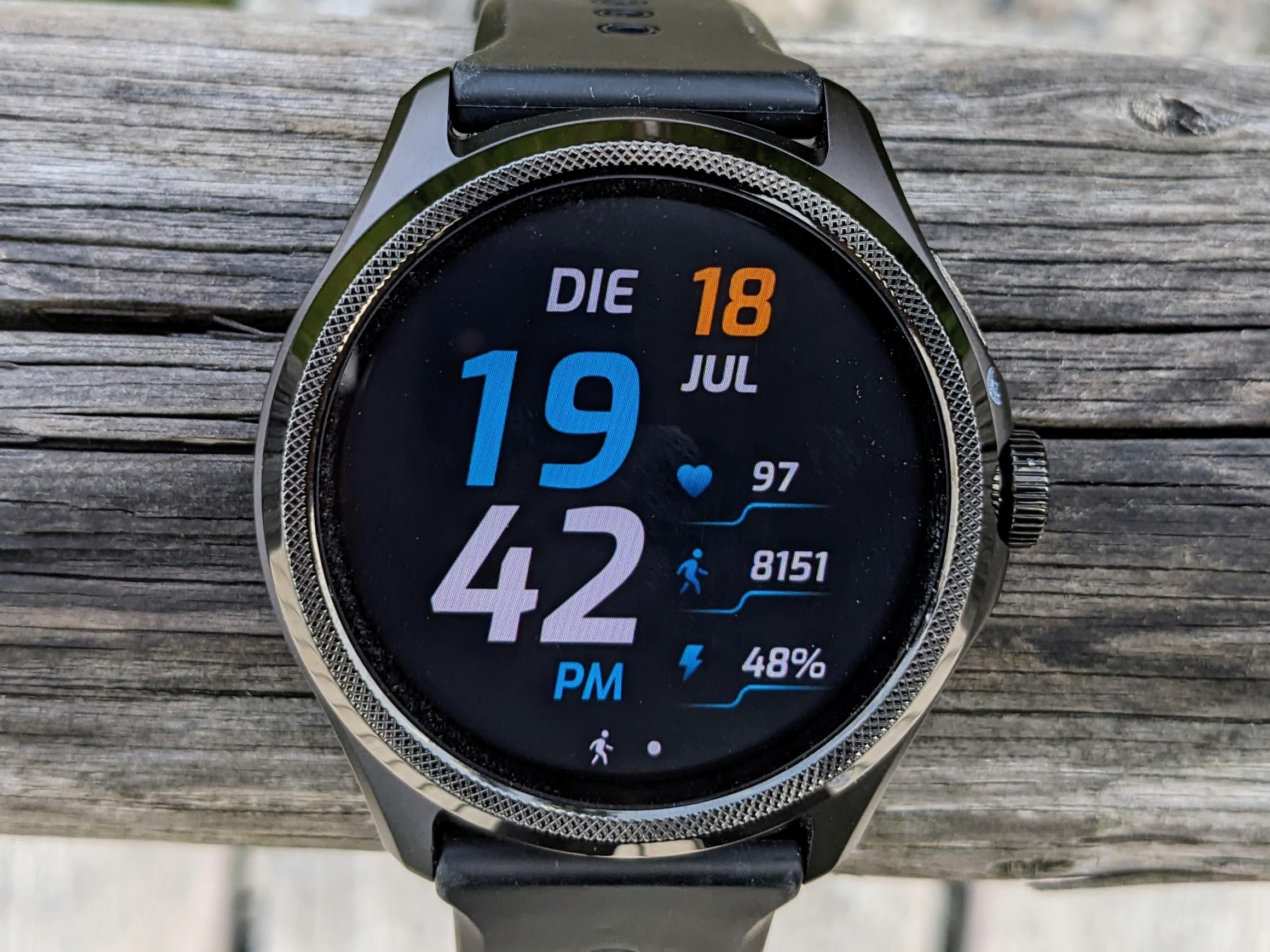 Mobvoi TicWatch Pro 5 Smartwatch Review: Does a lot and lasts just as long  -  Reviews
