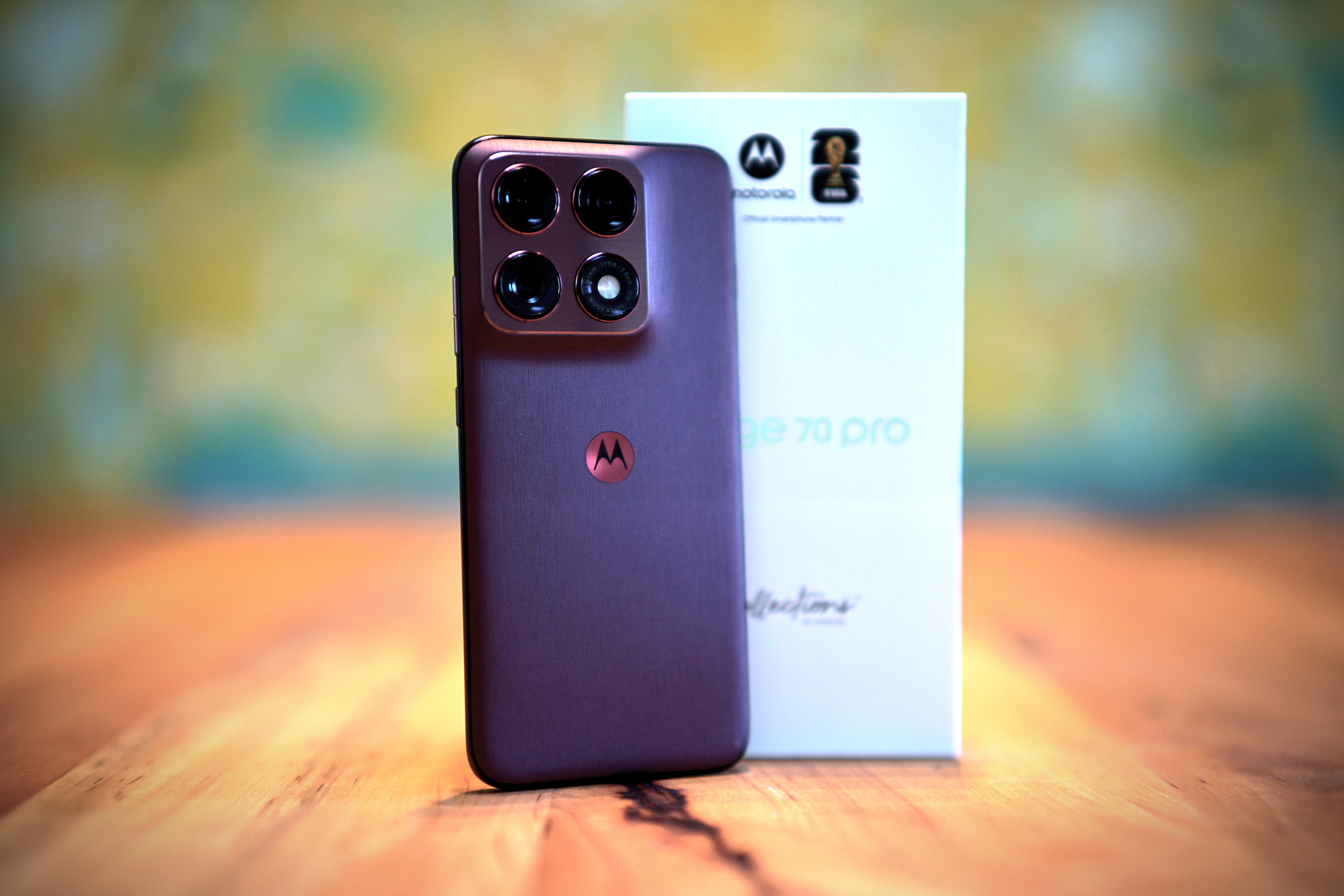 Slim Phone with powerful Cameras and long Battery Life, but one major Drawback – Motorola Edge 70 Pro Smartphone Review