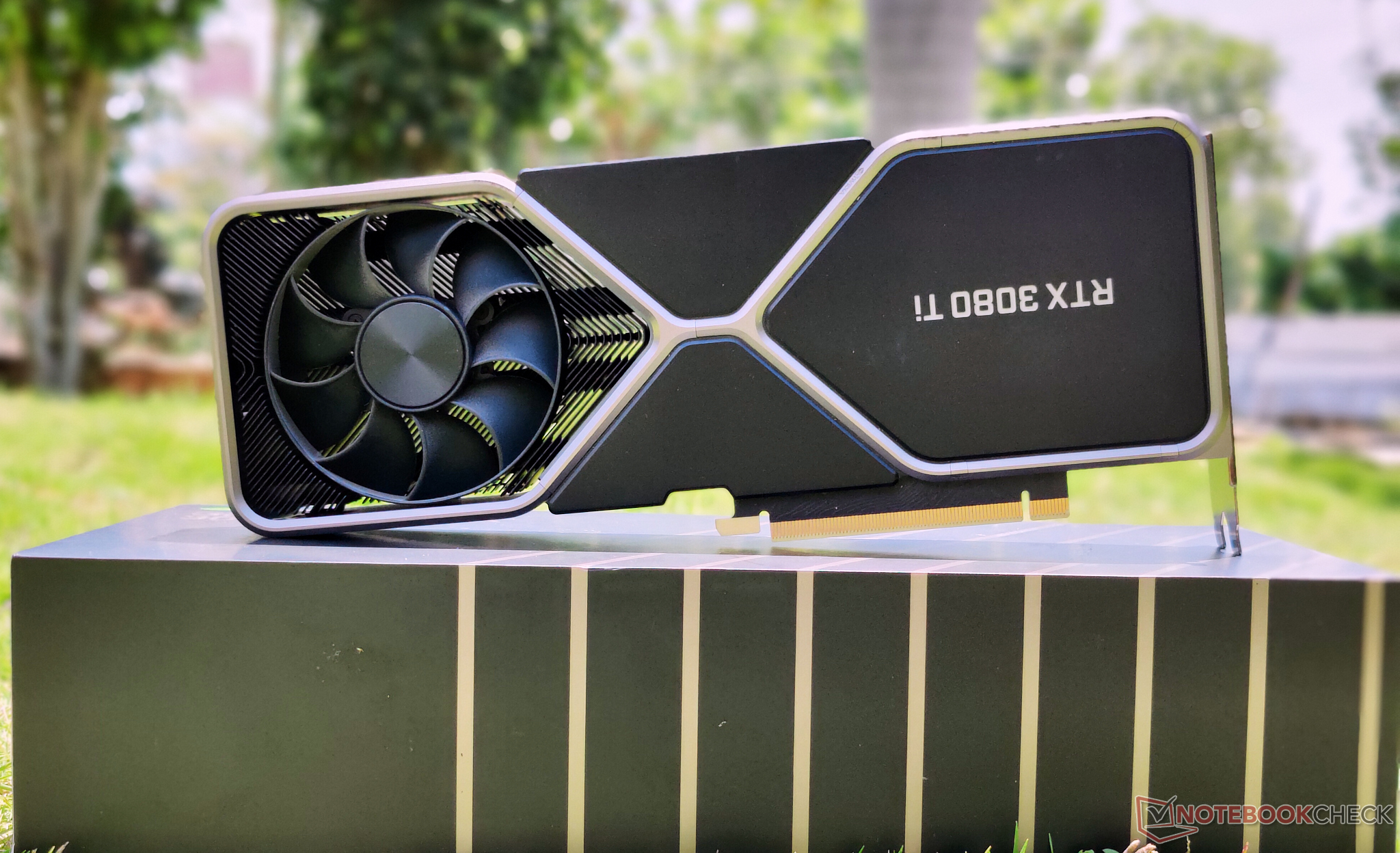 NVIDIA GeForce RTX 3080Ti is just as fast as RTX 3090 in Geekbench CUDA benchmark