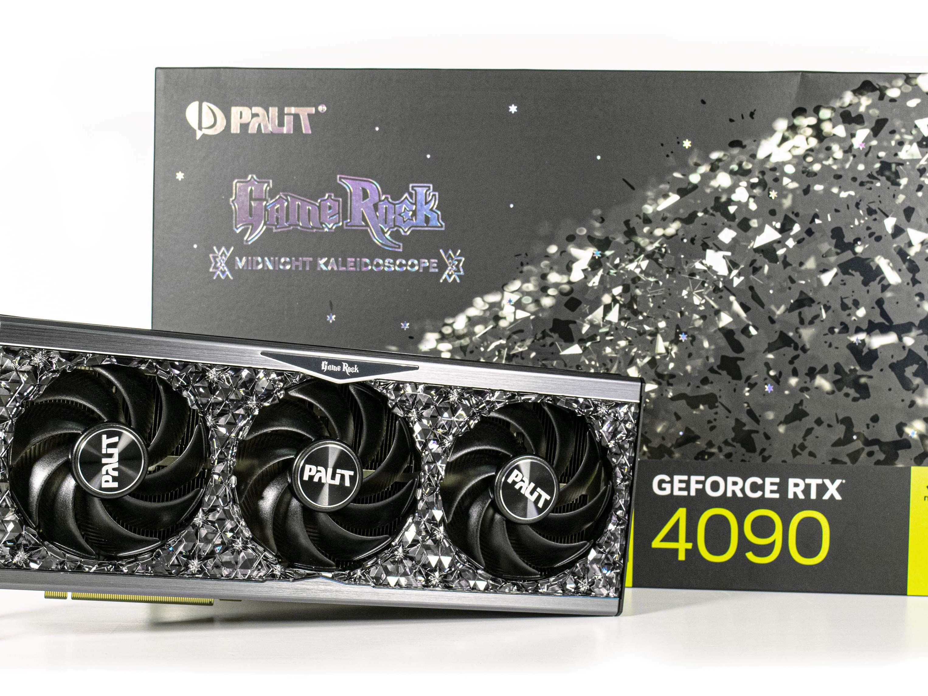 Palit GeForce RTX 4090 GameRock OC Desktop GPU 검토: 저렴한 가격에 고급 성능 제공