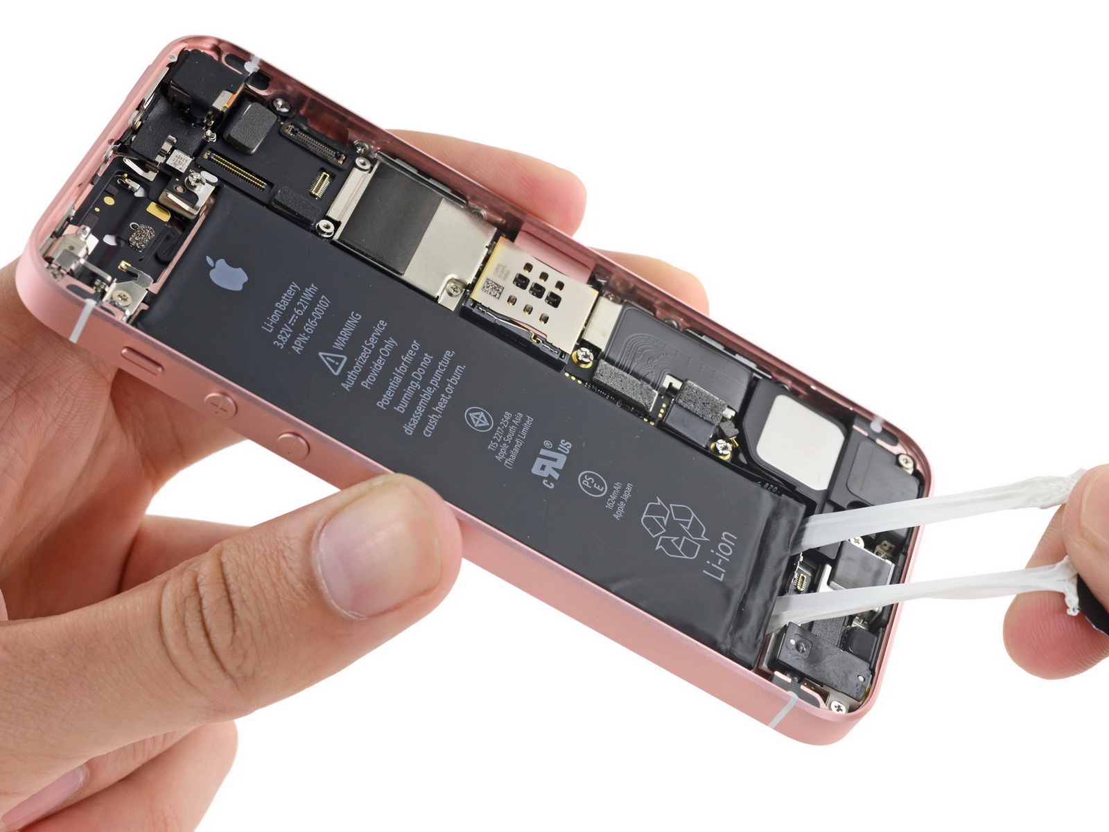 Apple iPhone SE gets iFixit teardown