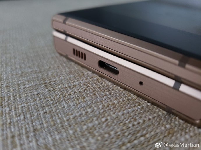 The USB-C connector (Source: Weibo)