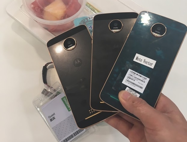 Moto Z Play with 5.5 inch display and Moto G4 Play spotted on Zauba