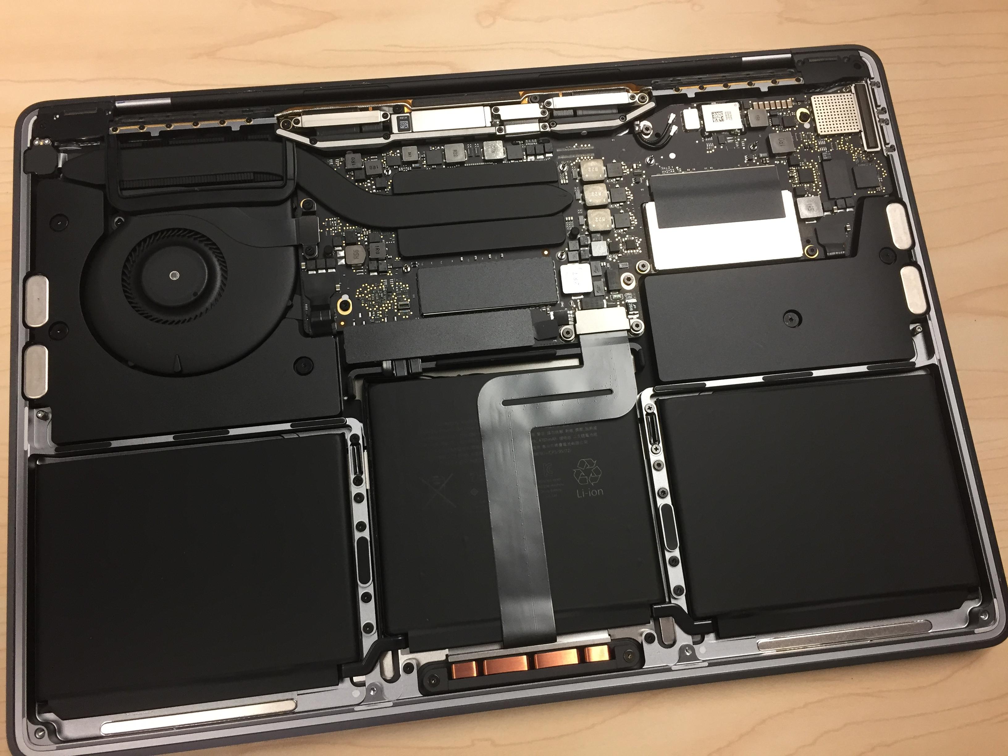 Apple: 13" Macbook Pro without Touchbar suprises in teardown