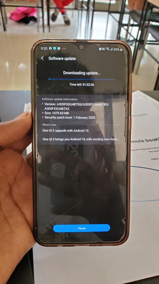 Android 10 hits the A30 in Pakistan. (Source: /u/Silivan9)