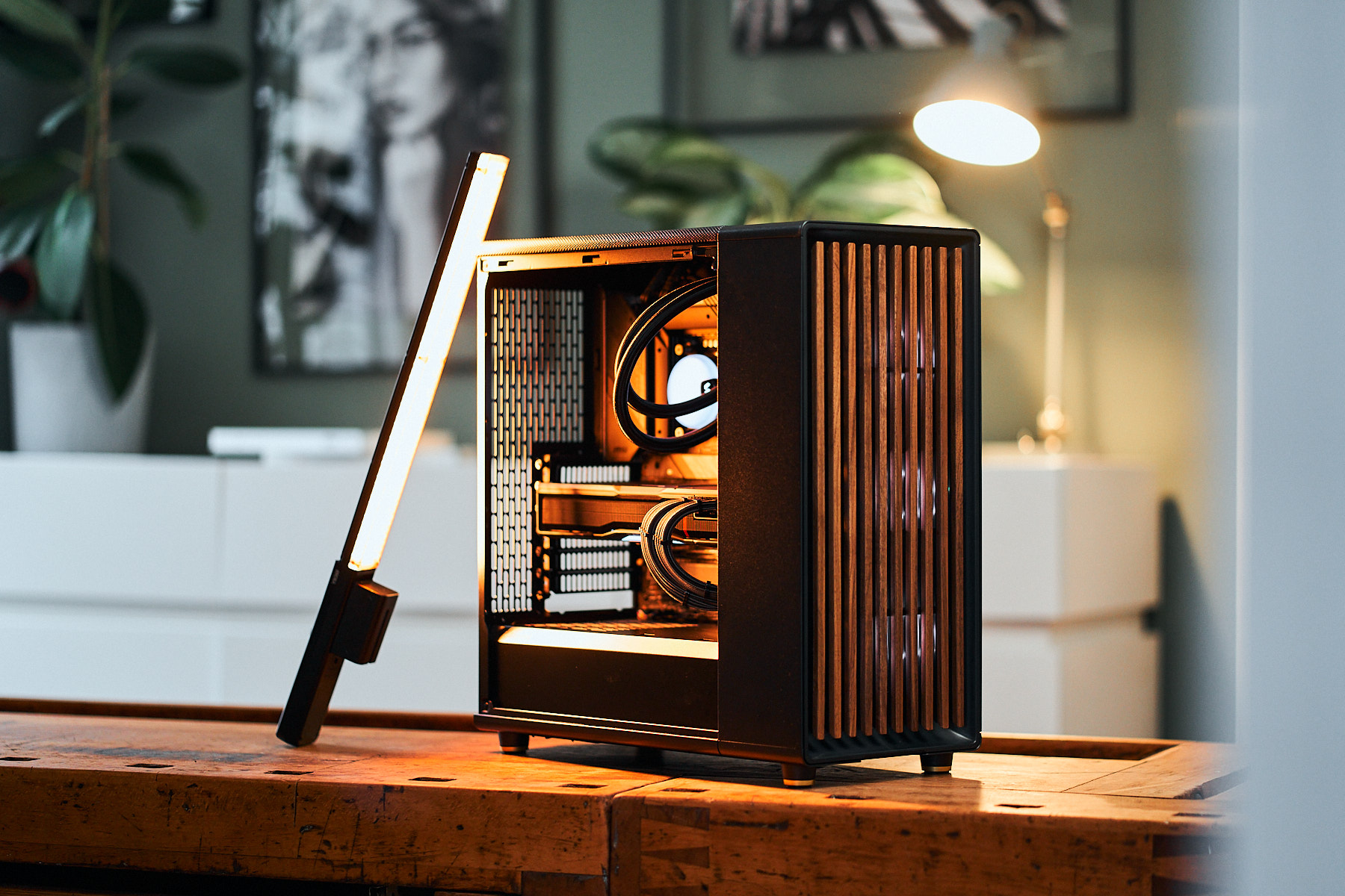 Fractal Design North hands-on: The PC case with 