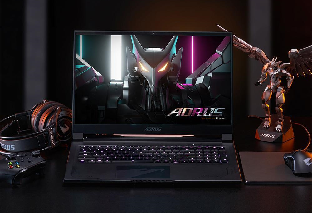 Gigabyte's AORUS 17X gaming laptop with i9-13900HX CPU and RTX 4090 GPU now  up for pre-orders on Amazon - NotebookCheck.net News