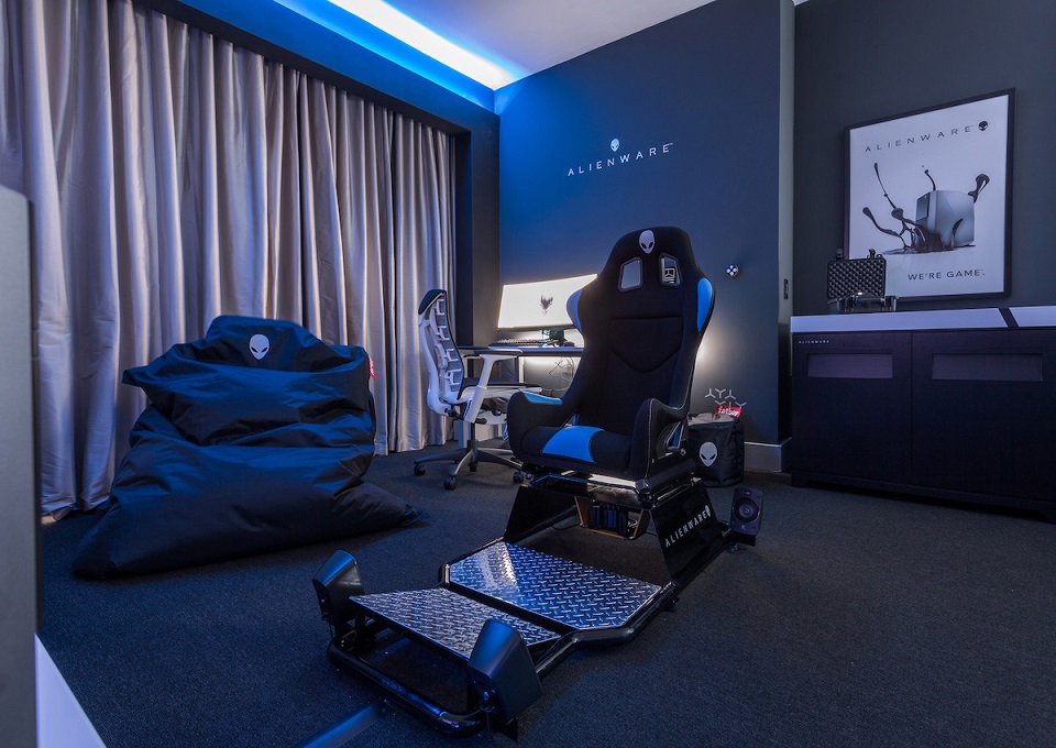 Alienware creates the perfect hotel room for gamers