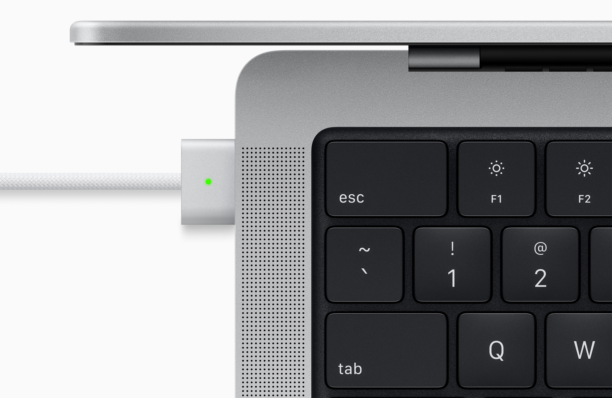 Apple 16-inch MacBook Pro becomes the first device to support USB-C  Extended Power Range, but 140 W fast charging is limited to MagSafe 3 for  now - NotebookCheck.net News