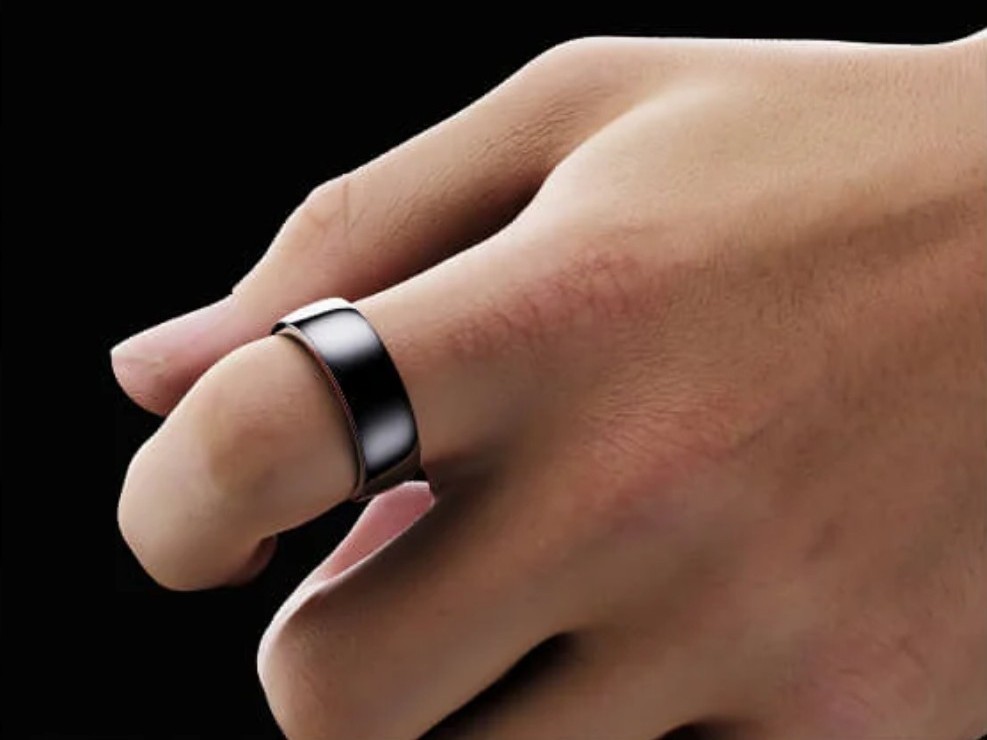 boAt's first Smart Ring with heart rate, body temperature and 4 other  health trackers launching in India soon - India Today