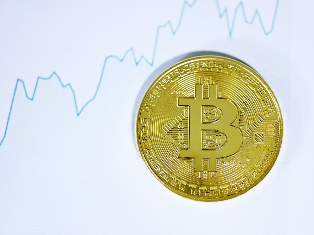 Bitcoin - cel mai mare volum de monede ieșite de pe burse din ultimele 5 săptămâni! | XTB