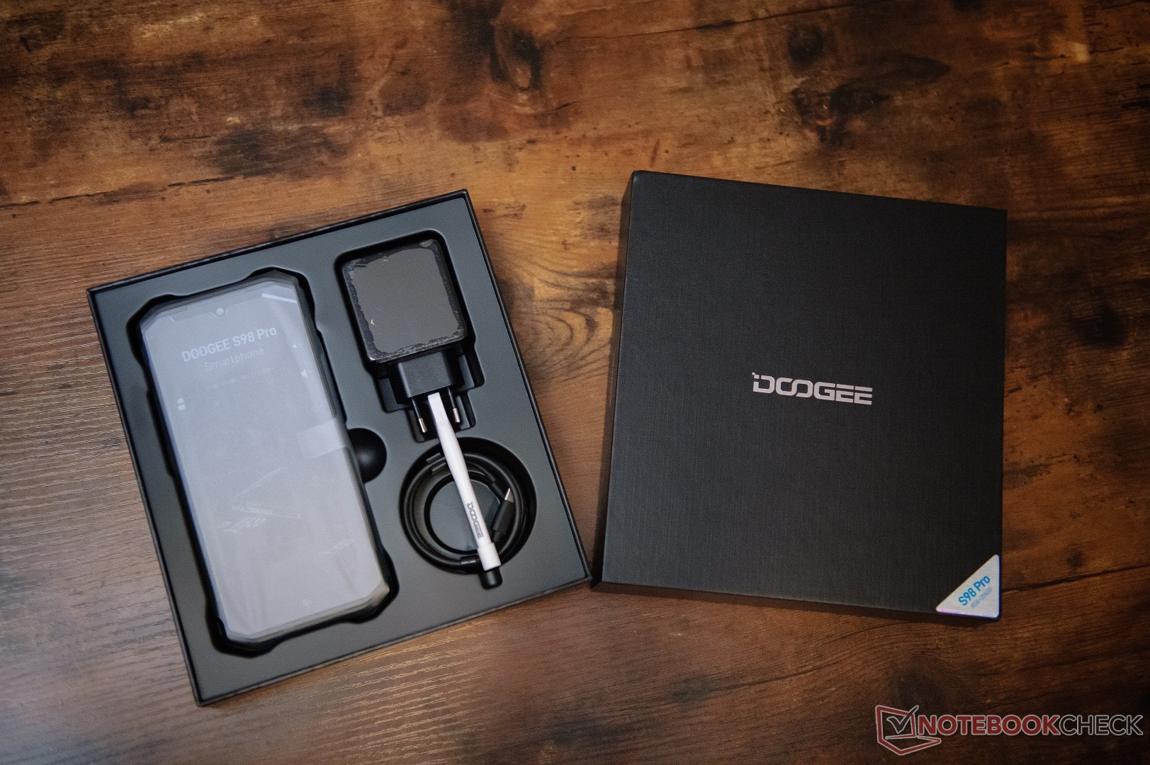 Doogee S98 Pro hands-on: The S98 gets a thermal camera and loses