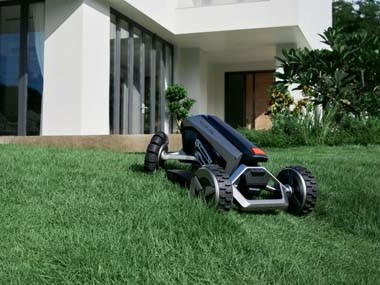 The EcoFlow Blade robot lawn mower. (Image source: EcoFlow)