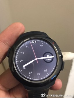 HTC Halfbeak/One Watch smartwatch leaked image