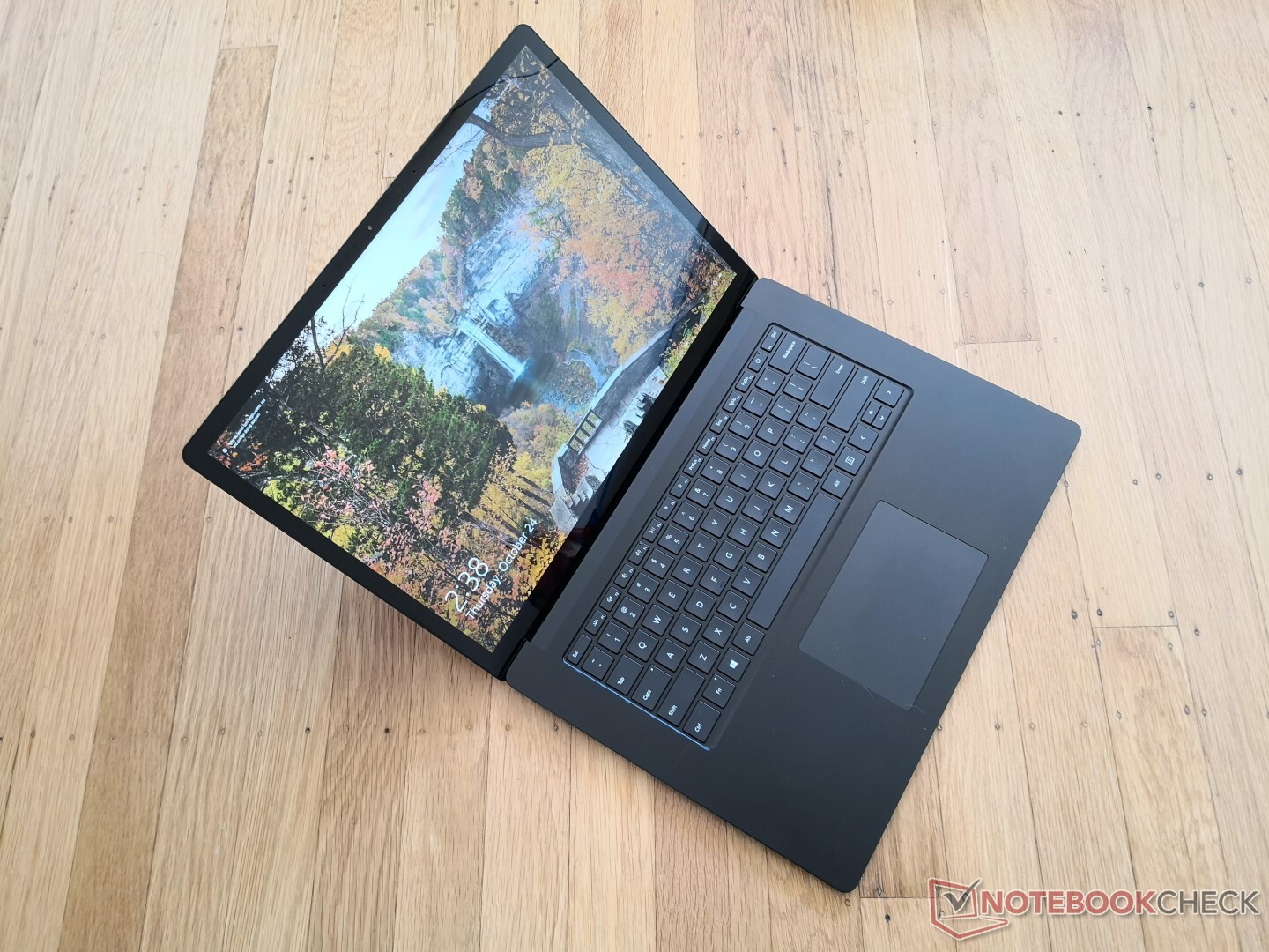 Surface Laptop 3 15インチ / AMD Ryzen 5