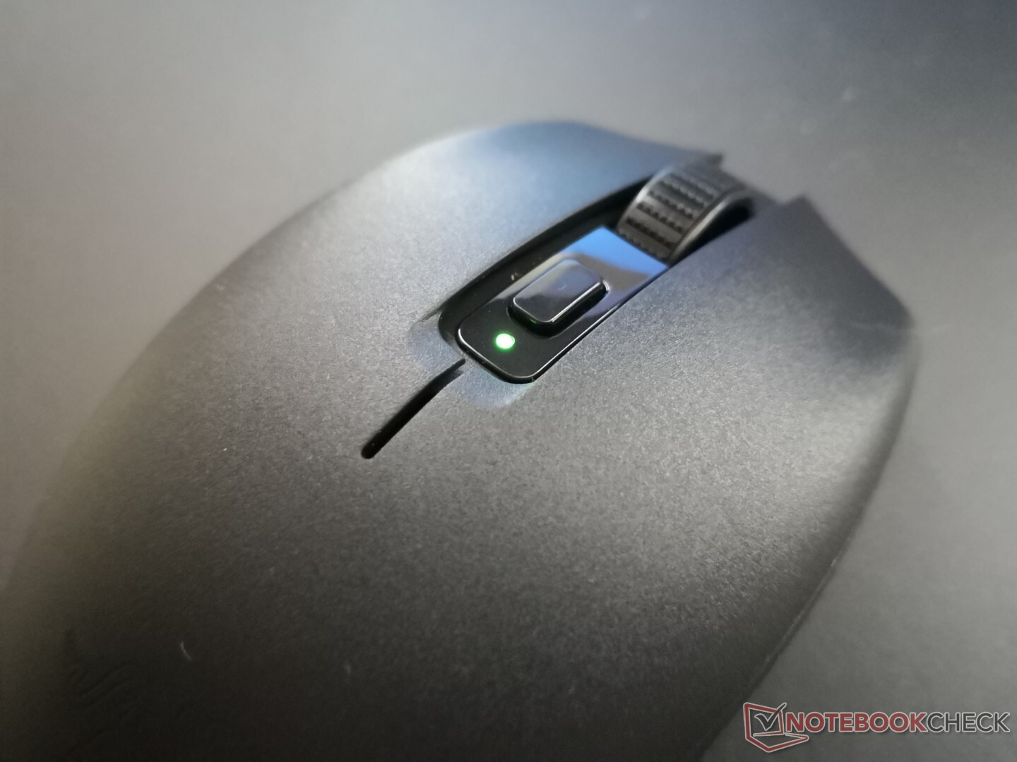 Razer Orochi V2 can switch between two different PCs with just a quick  press of a button -  News