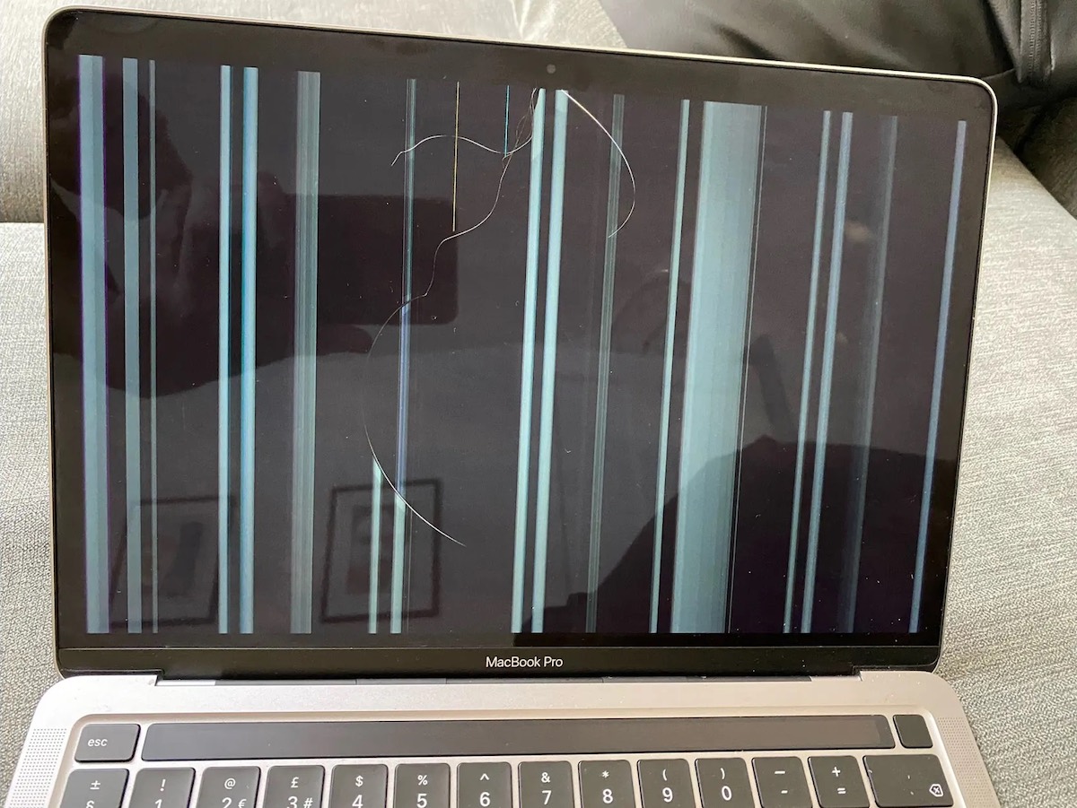 M1 MacBook owners complain that their screens cracked for no apparent reason - Notebookcheck.net