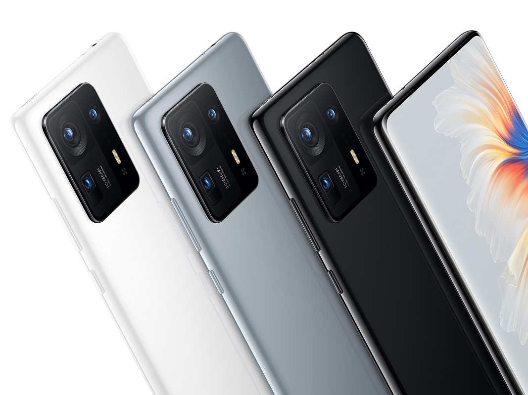 mi new 4 camera phone