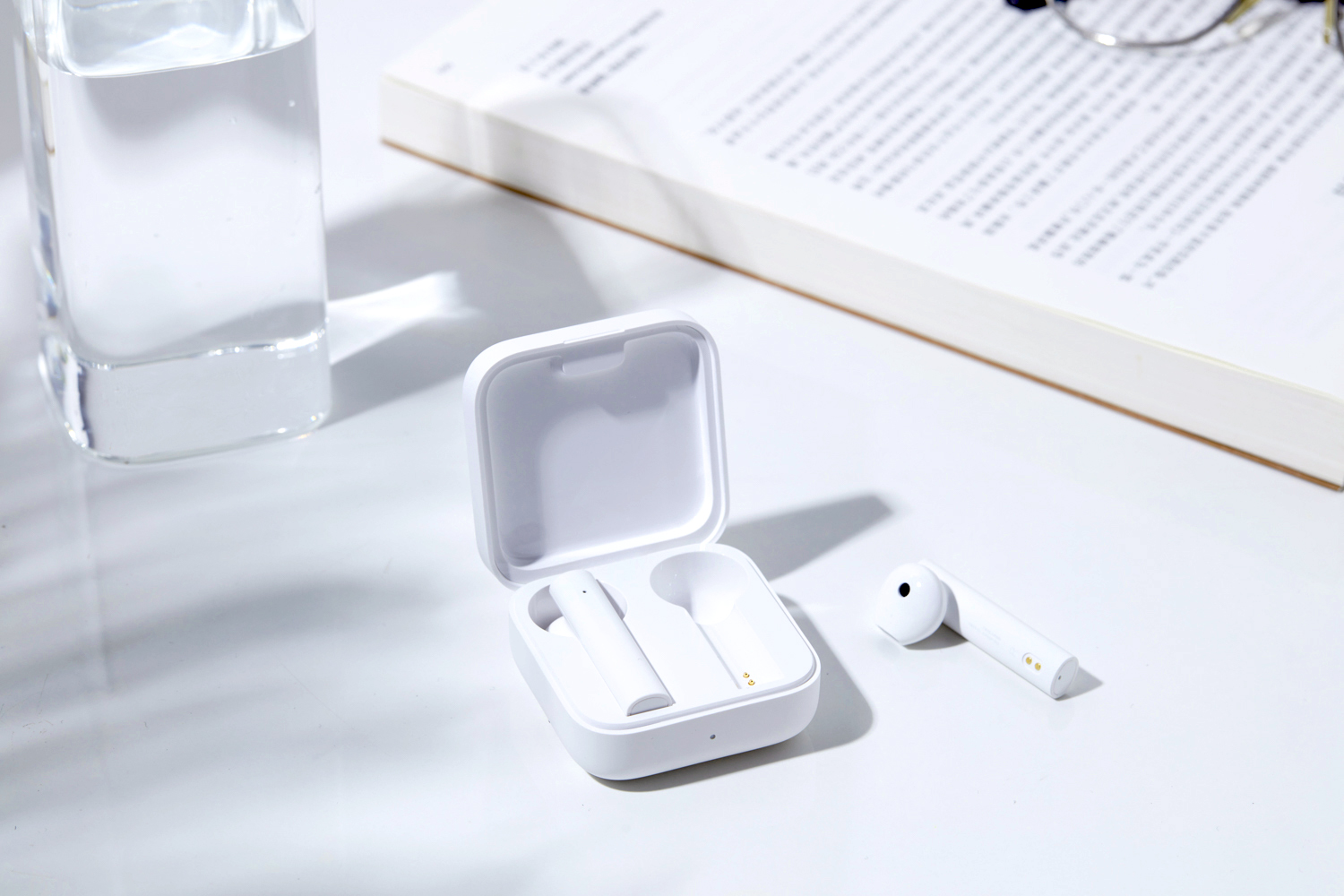 Xiaomi Mi True Wireless Earphones 2 Basic: Apple Airpods Clones That Sell For €39.99 With Up To 20 Hours Of Battery Life - Notebookcheck.net News