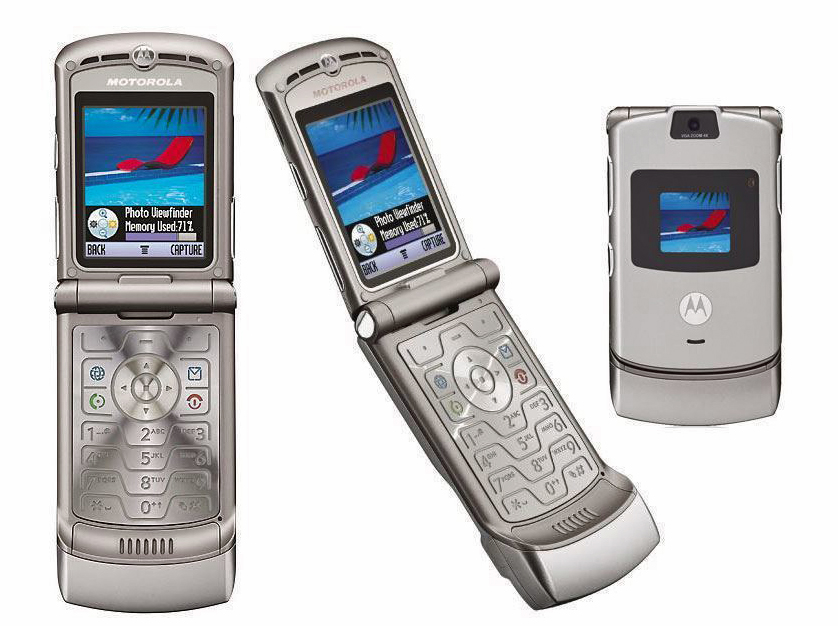 Is Motorola Bringing Back Its Legendary Moto Razr Flip Phone?