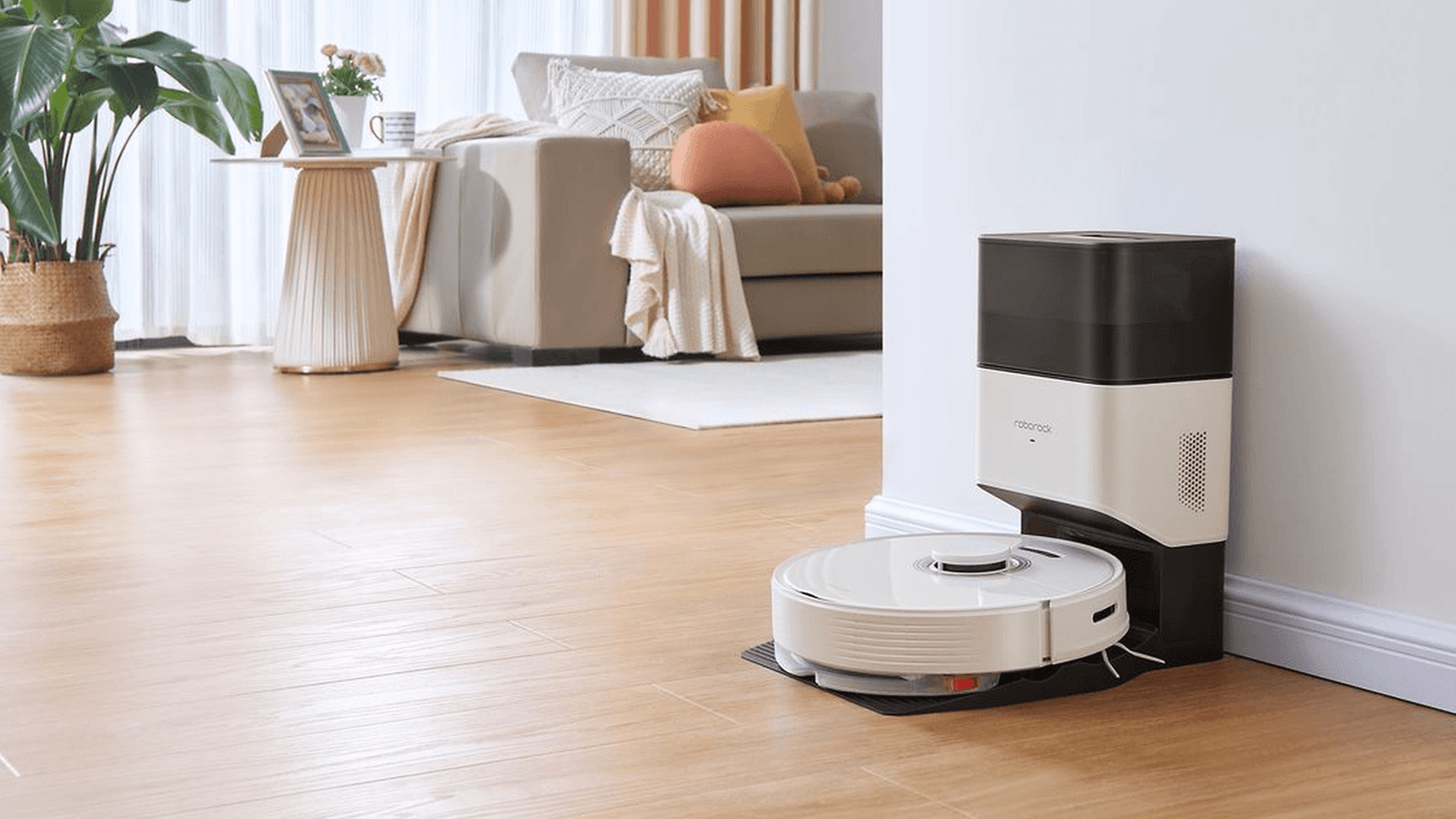 Roborock Q7 Max+: New robot vacuum announced with LiDAR navigation and an  auto-empty dock -  News