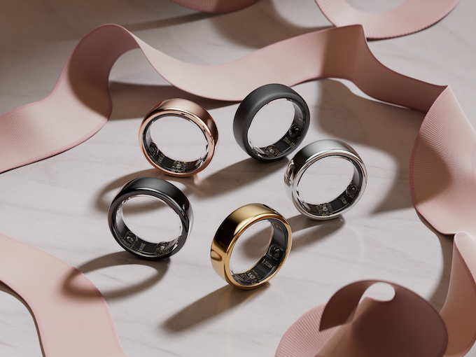 Roses are red, Rose Gold is on SALE - Oura Ring