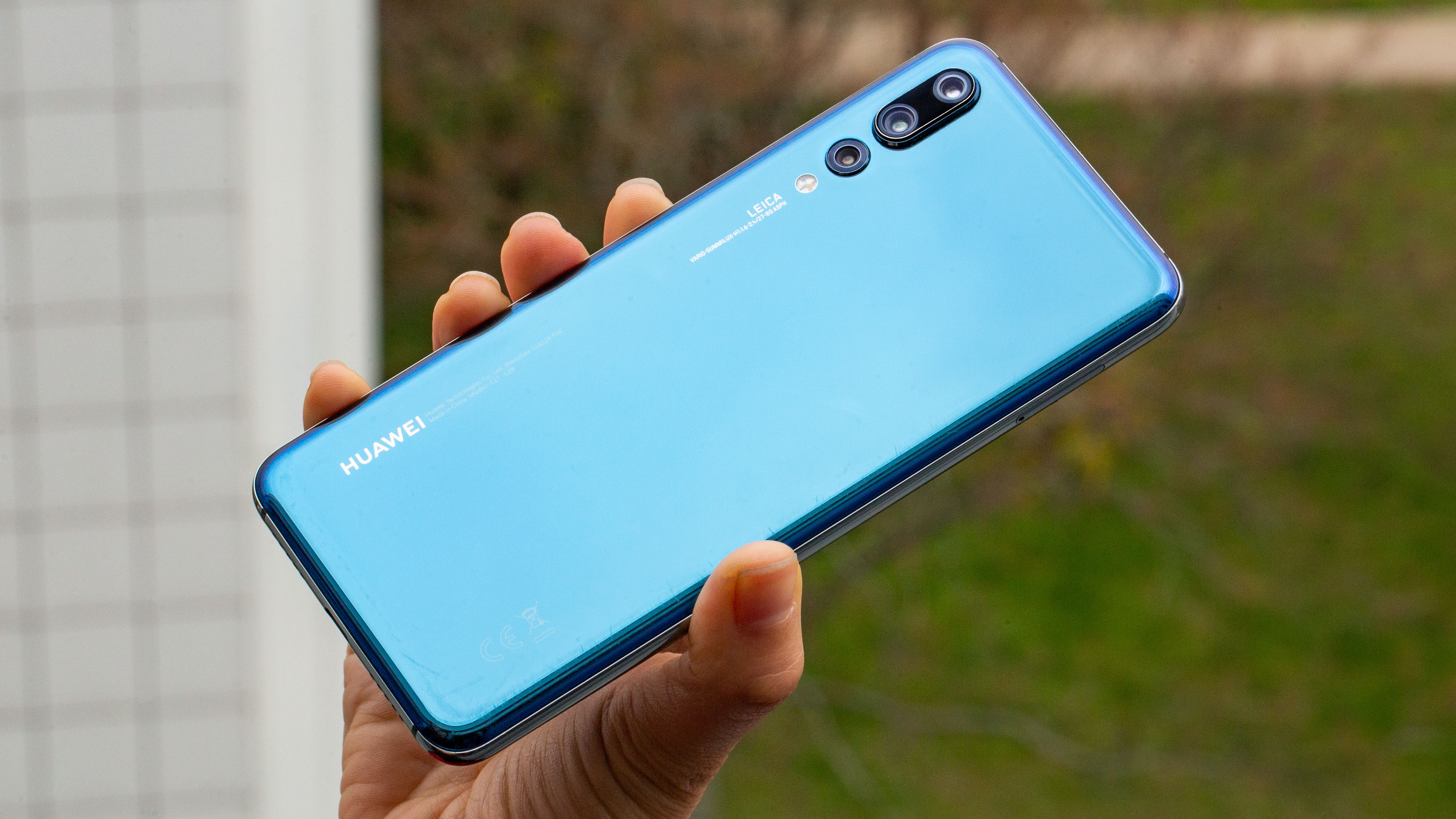 The Huawei P20 Pro and P20 join the Mate 10 Pro outside Huawei's security  update schedule -  News