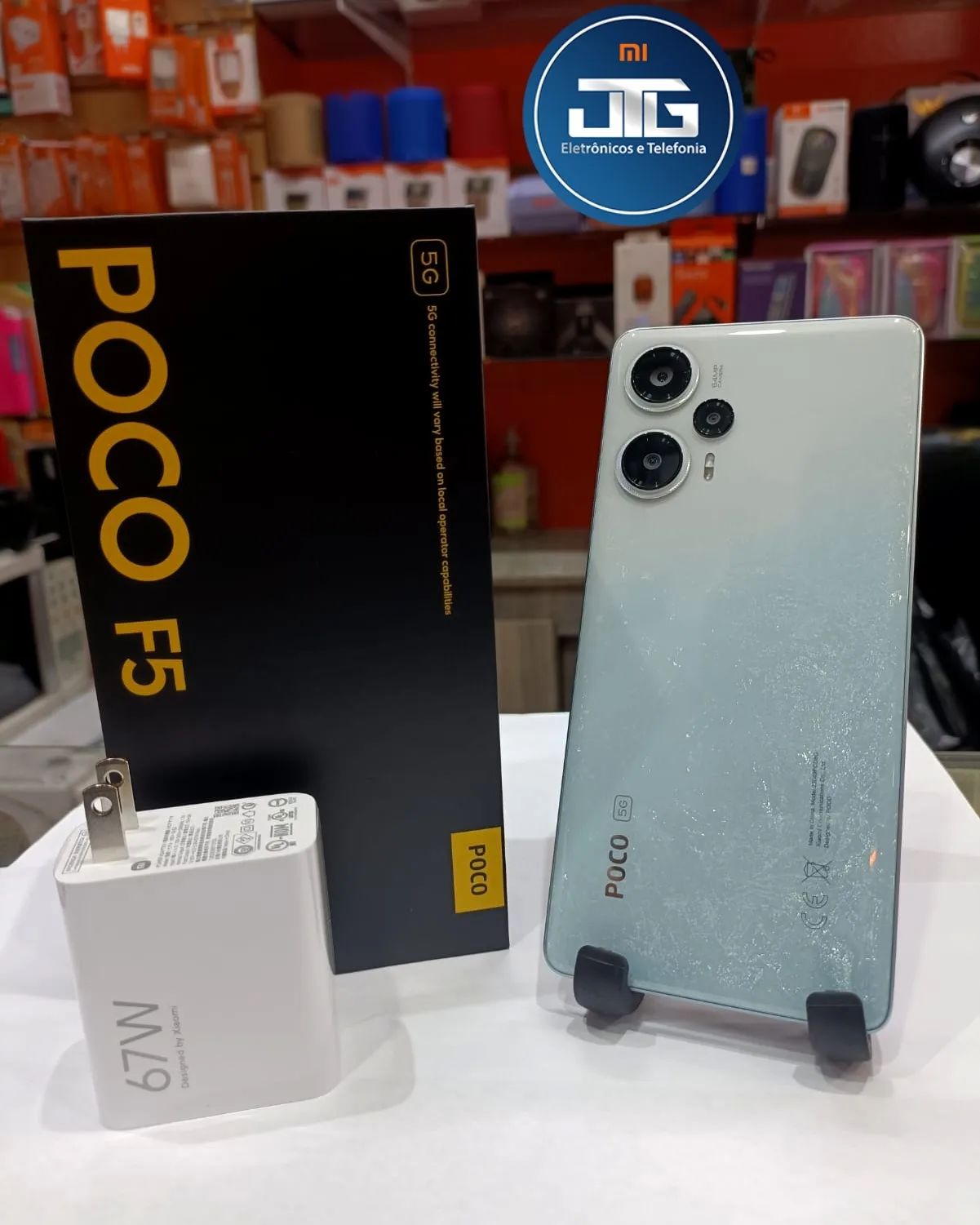 Poco F5 5G Unboxing & First Look 