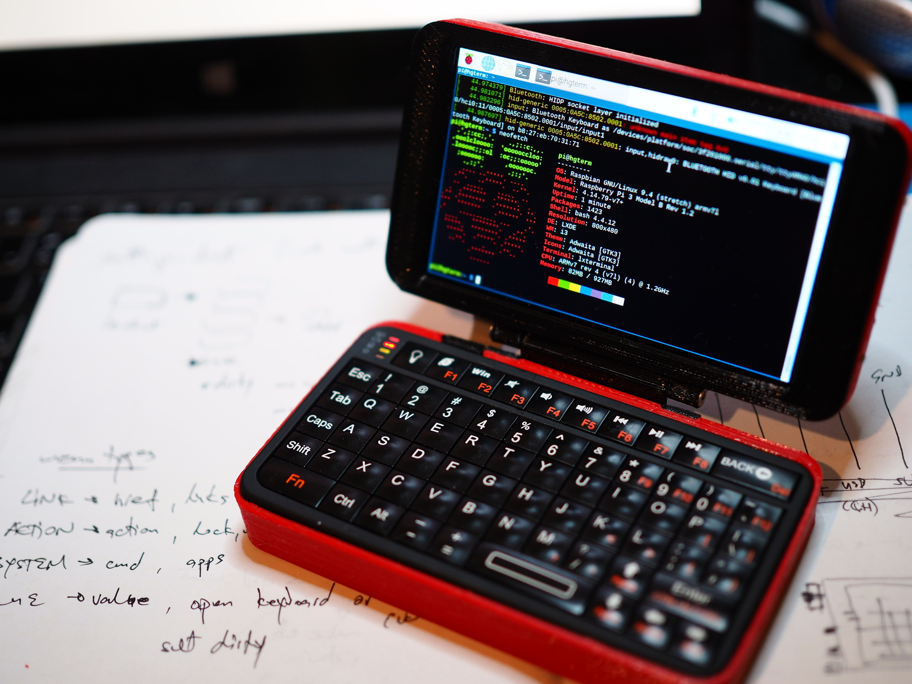 Raspberry Pi 3B-based mini laptop impresses with its 4 ...
