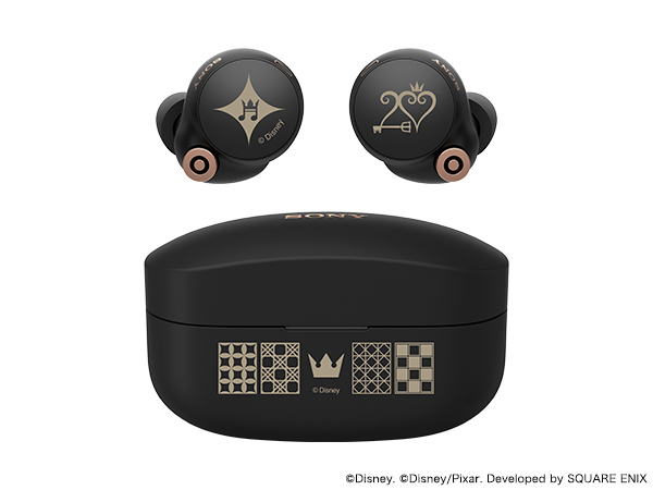The WF-1000XM4/KH20 earbuds...