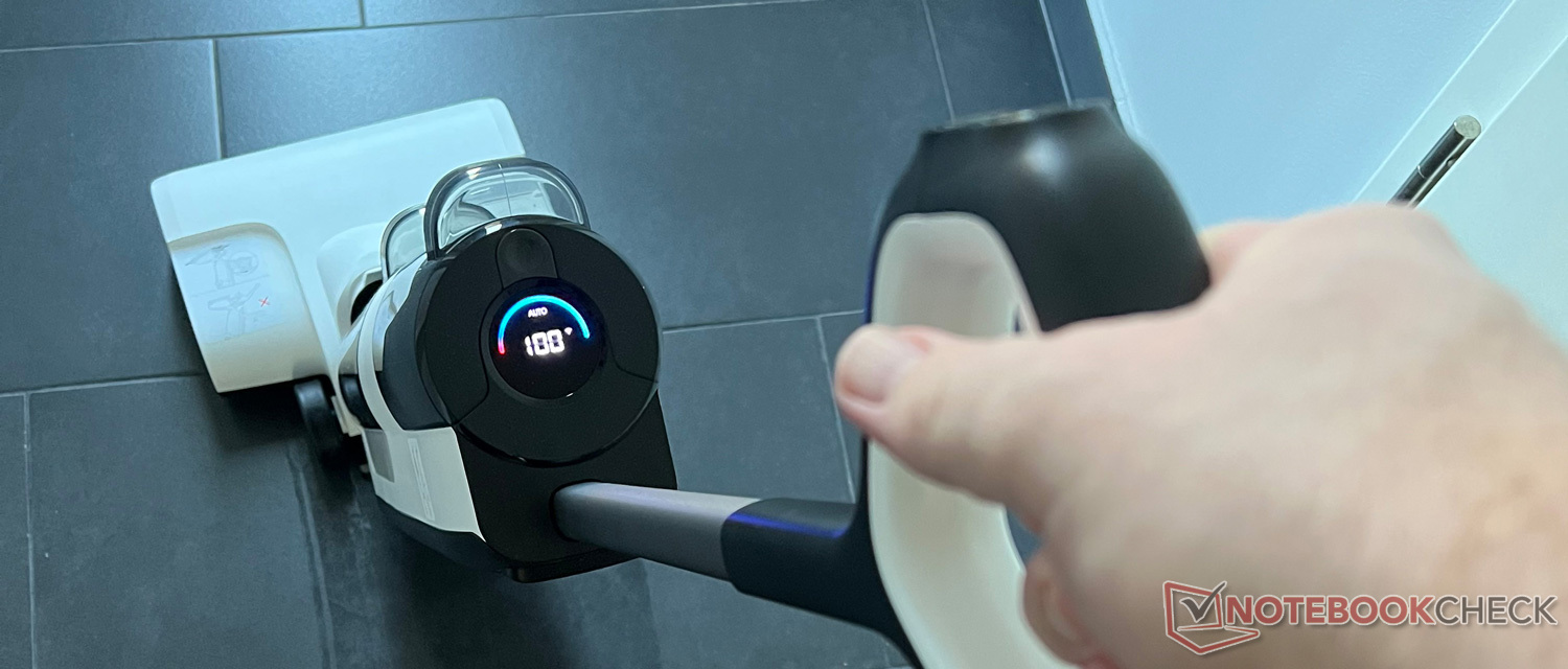 Review: This All-in-One Wet Dry Vacuum (Almost) Makes Cleaning Fun