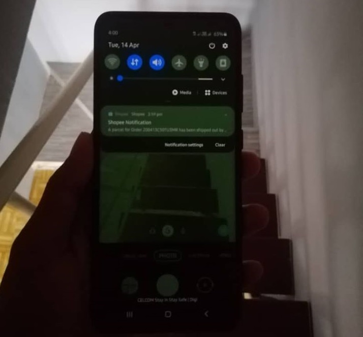 Some Samsung Galaxy S20 Ultra units may be experiencing a green tint display defect