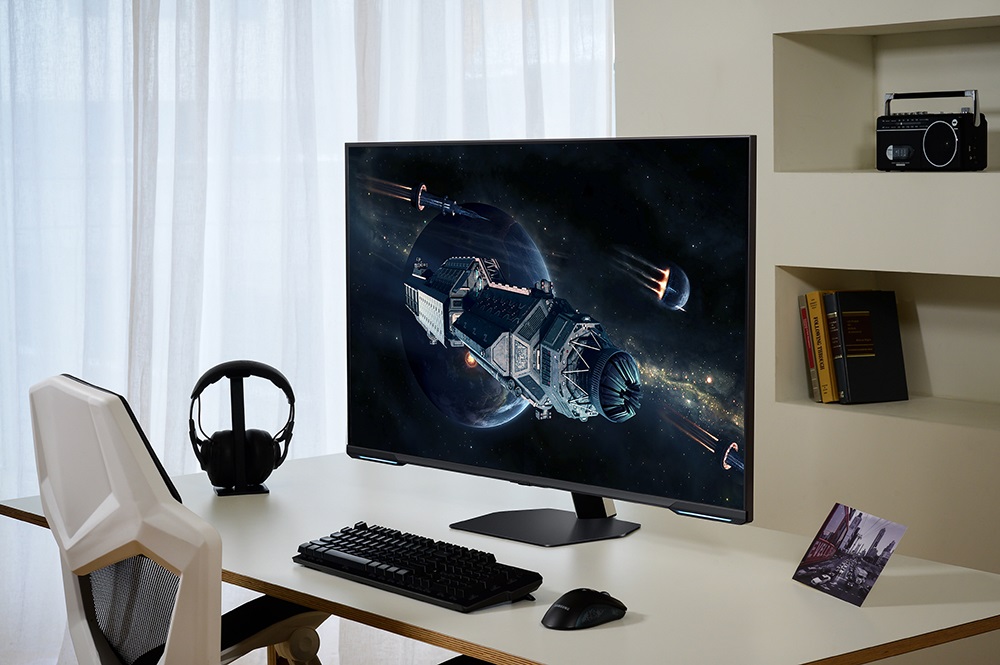 Curved Jlink 34-inch 144 Hz monitor with KVM, G-Sync, and sRGB colors on  sale for US$450 -  News