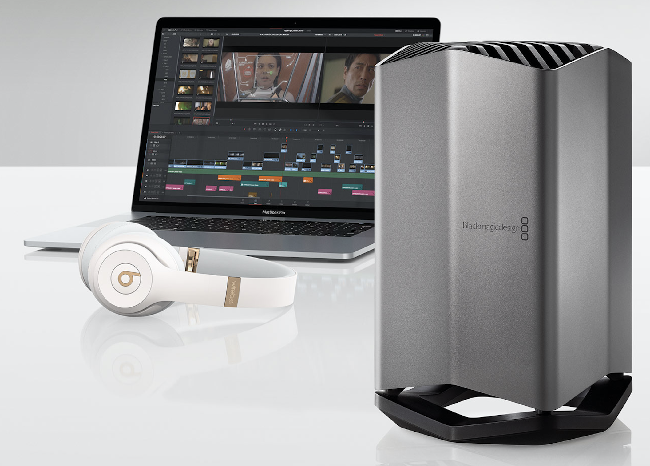 Apple Blackmagic eGPU