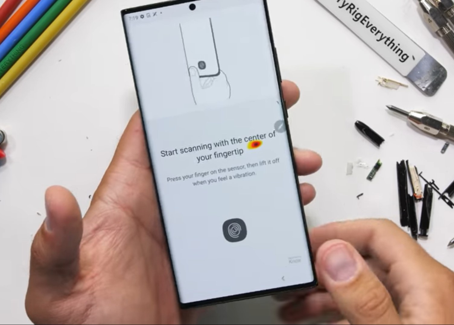 Some Galaxy Note 20 Users Complain about Display Burn-in with S