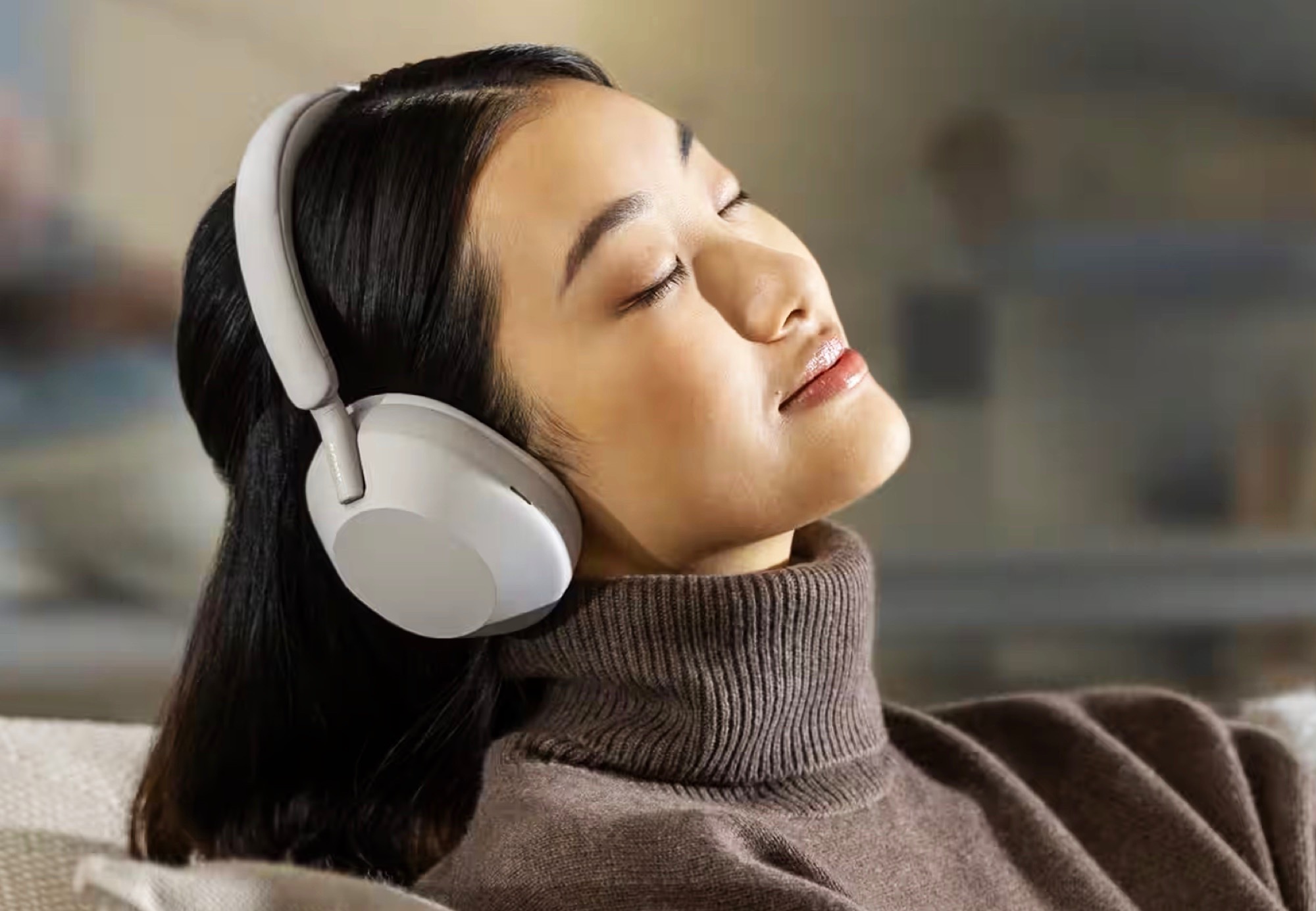 Sony WH-1000XM5 receives Multipoint LDAC and head tracking support via new  update -  News