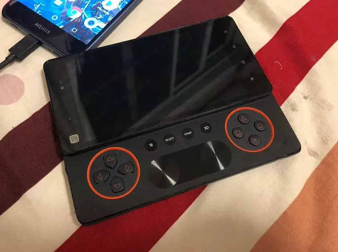 vijandigheid het dossier vorm Xperia Play 2: Prototype shows what Sony could do with a  PlayStation-inspired smartphone - NotebookCheck.net News